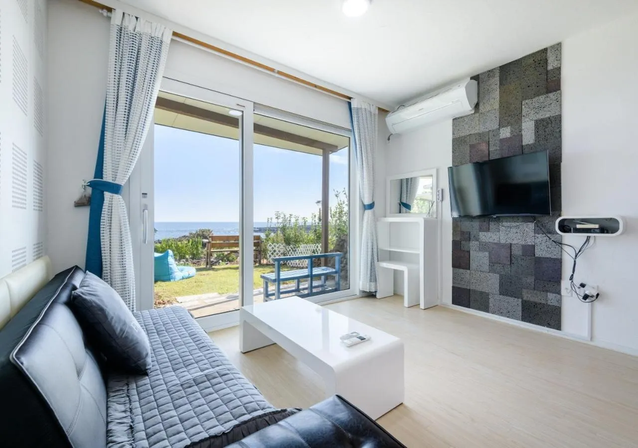 Garden in Jeju Turning point Pension