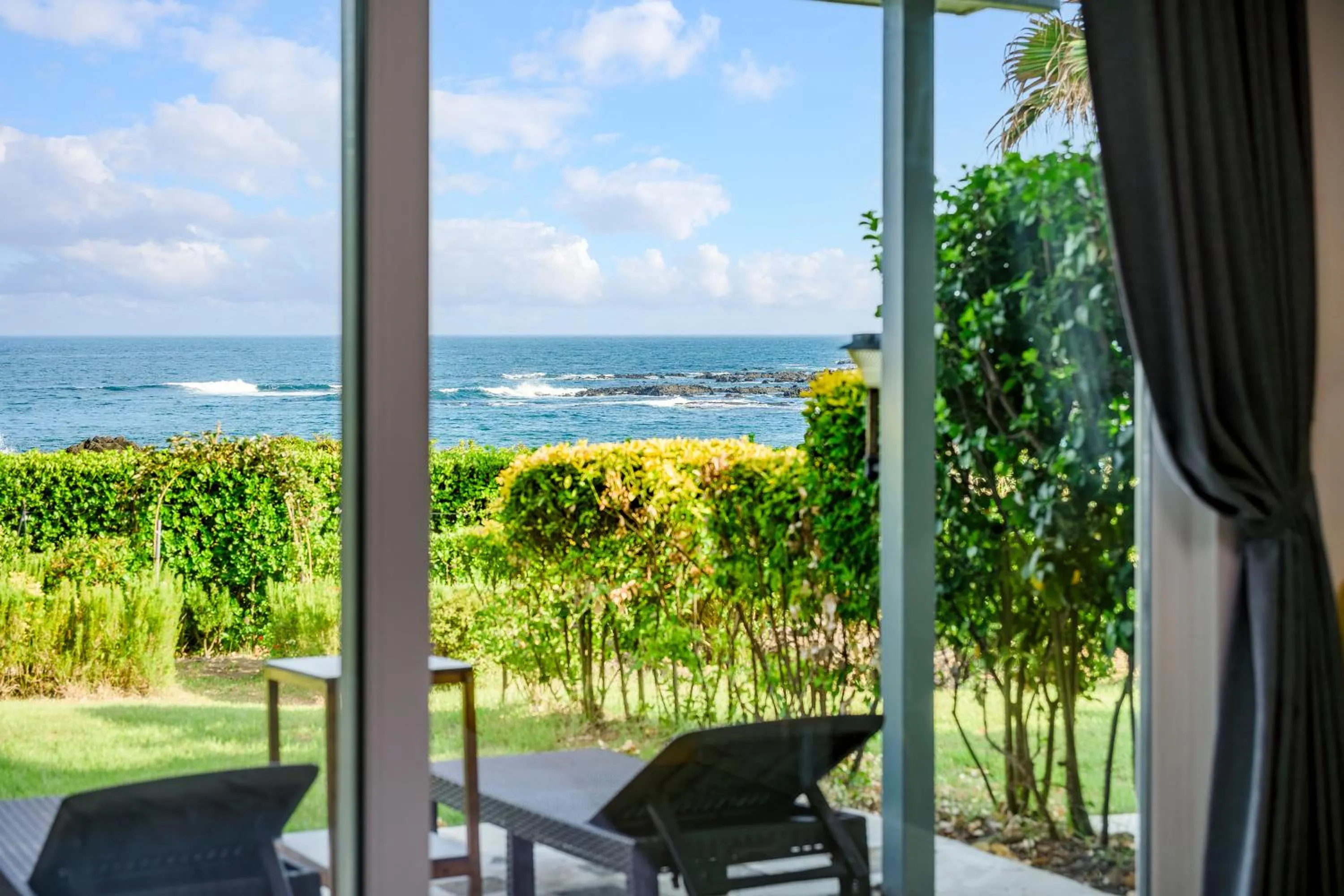 Sea view in Jeju Turning point Pension