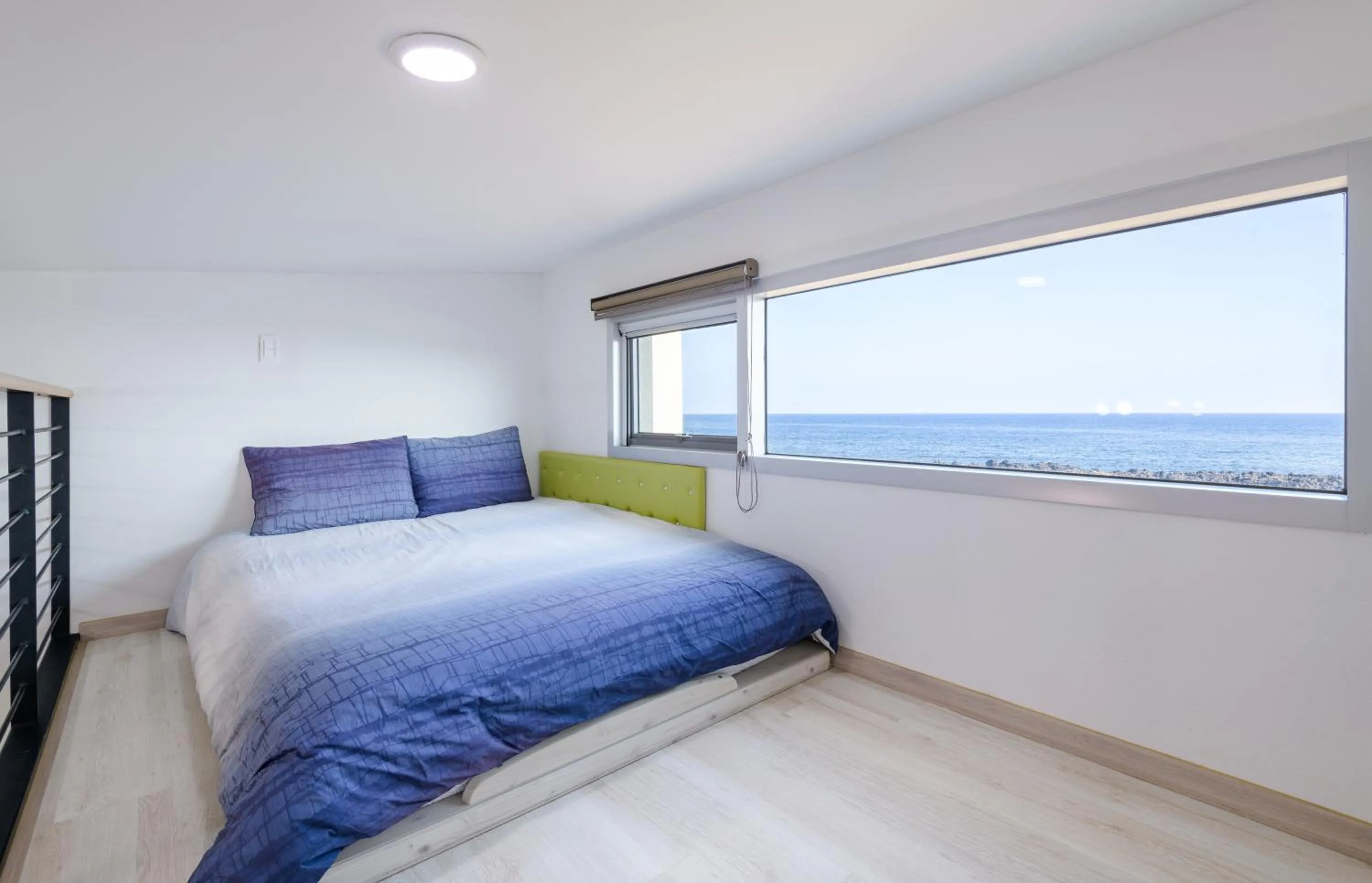 Bedroom, Bed in Jeju Turning point Pension