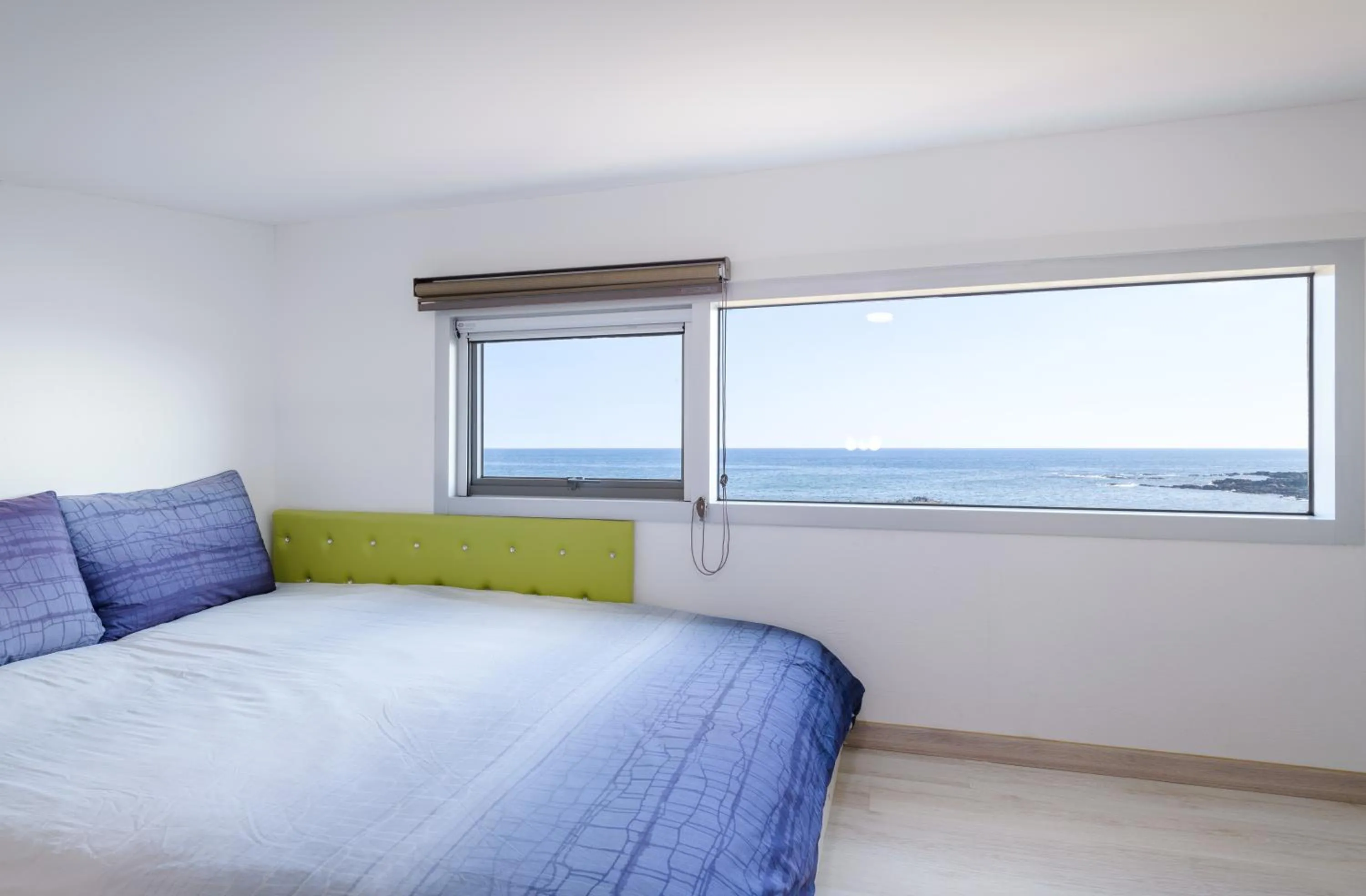 Bedroom, Bed in Jeju Turning point Pension
