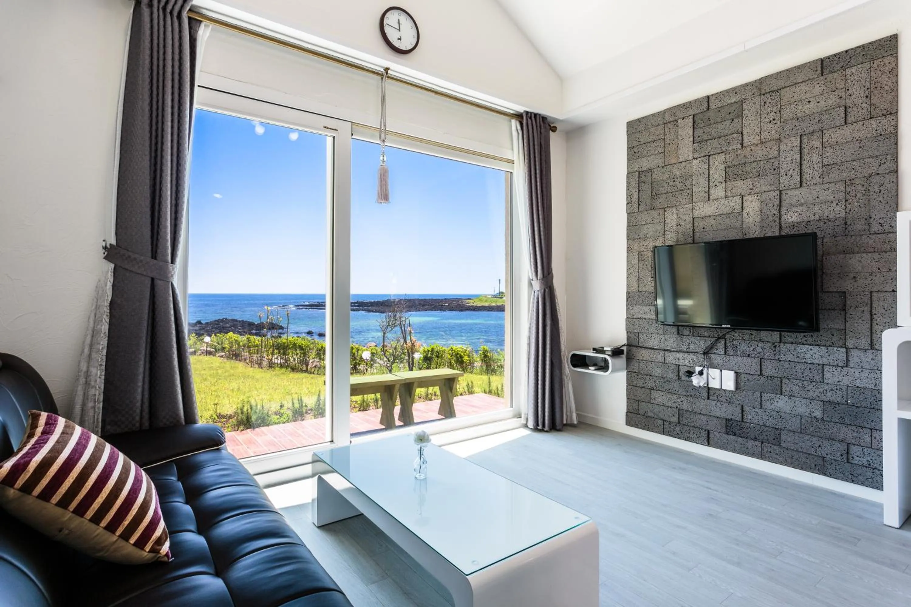 Living room in Jeju Turning point Pension