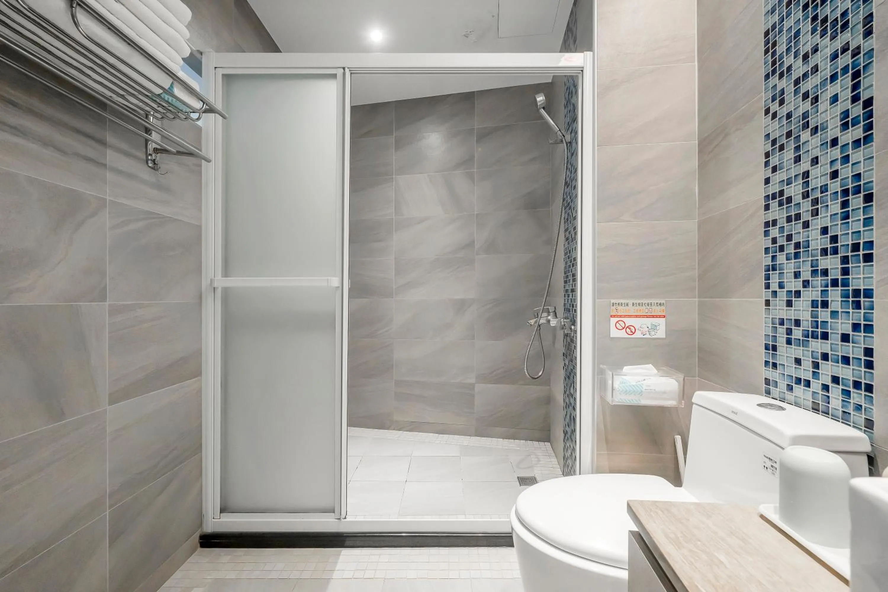 Bathroom in Pacific Inn