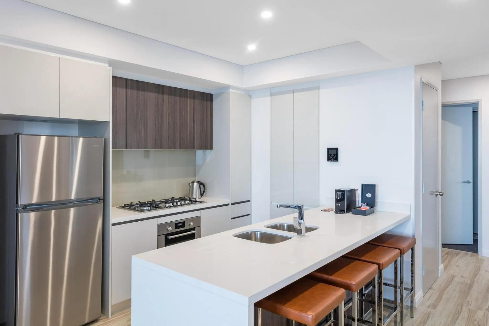 Kitchen or kitchenette in Meriton Suites Southport