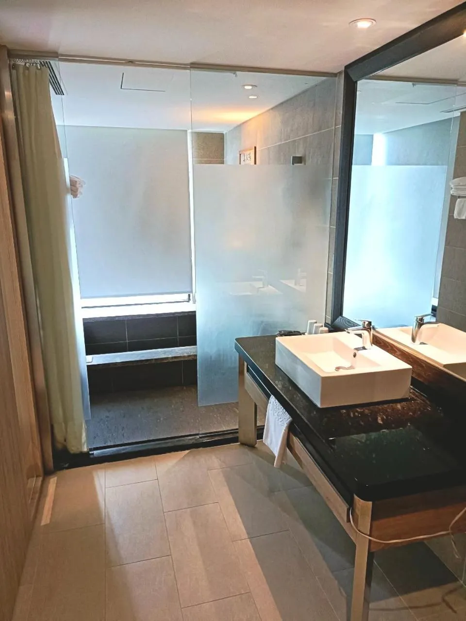 Bathroom, Bed in Chii Lih Resort