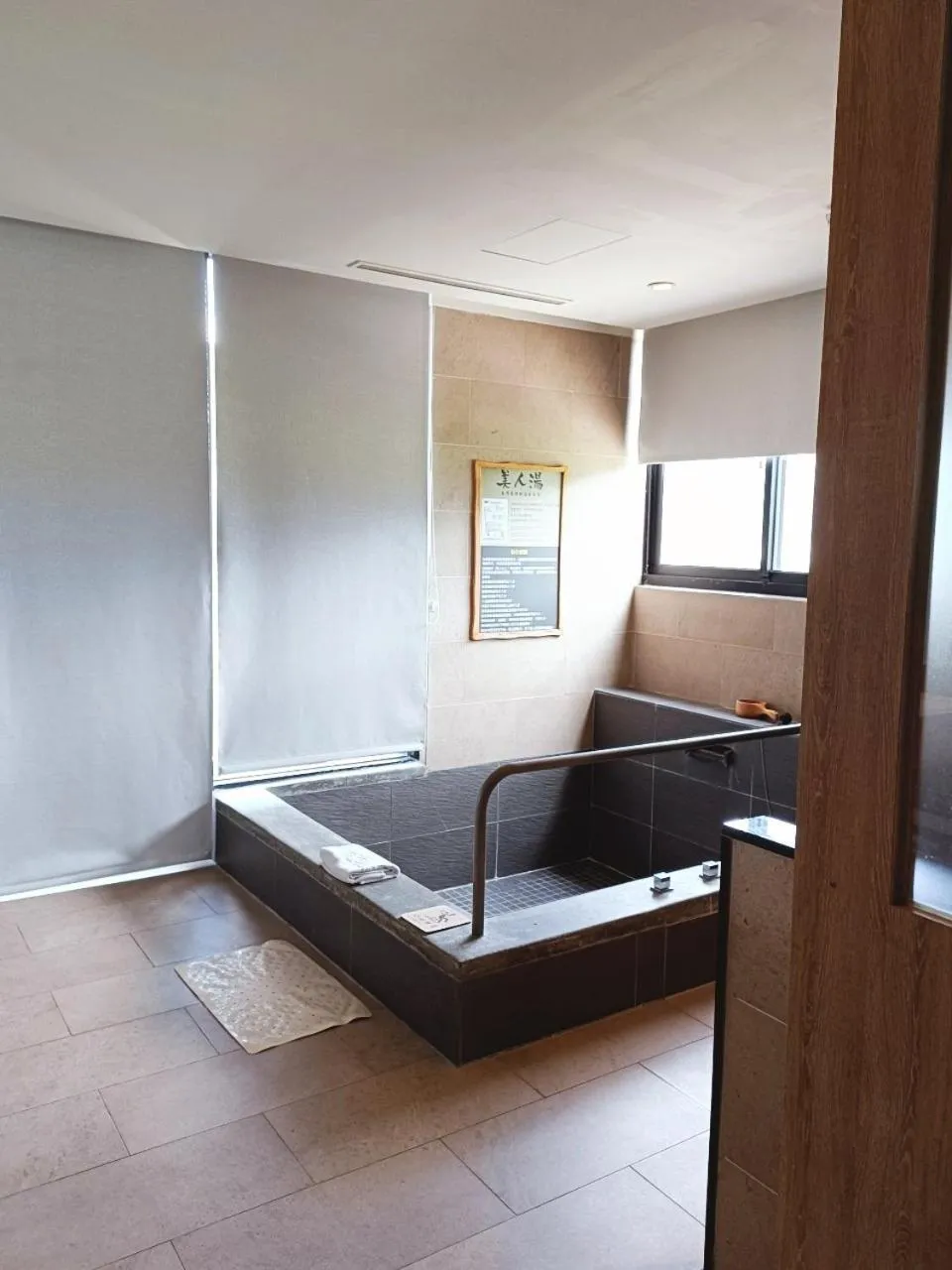 Bathroom, Bed in Chii Lih Resort