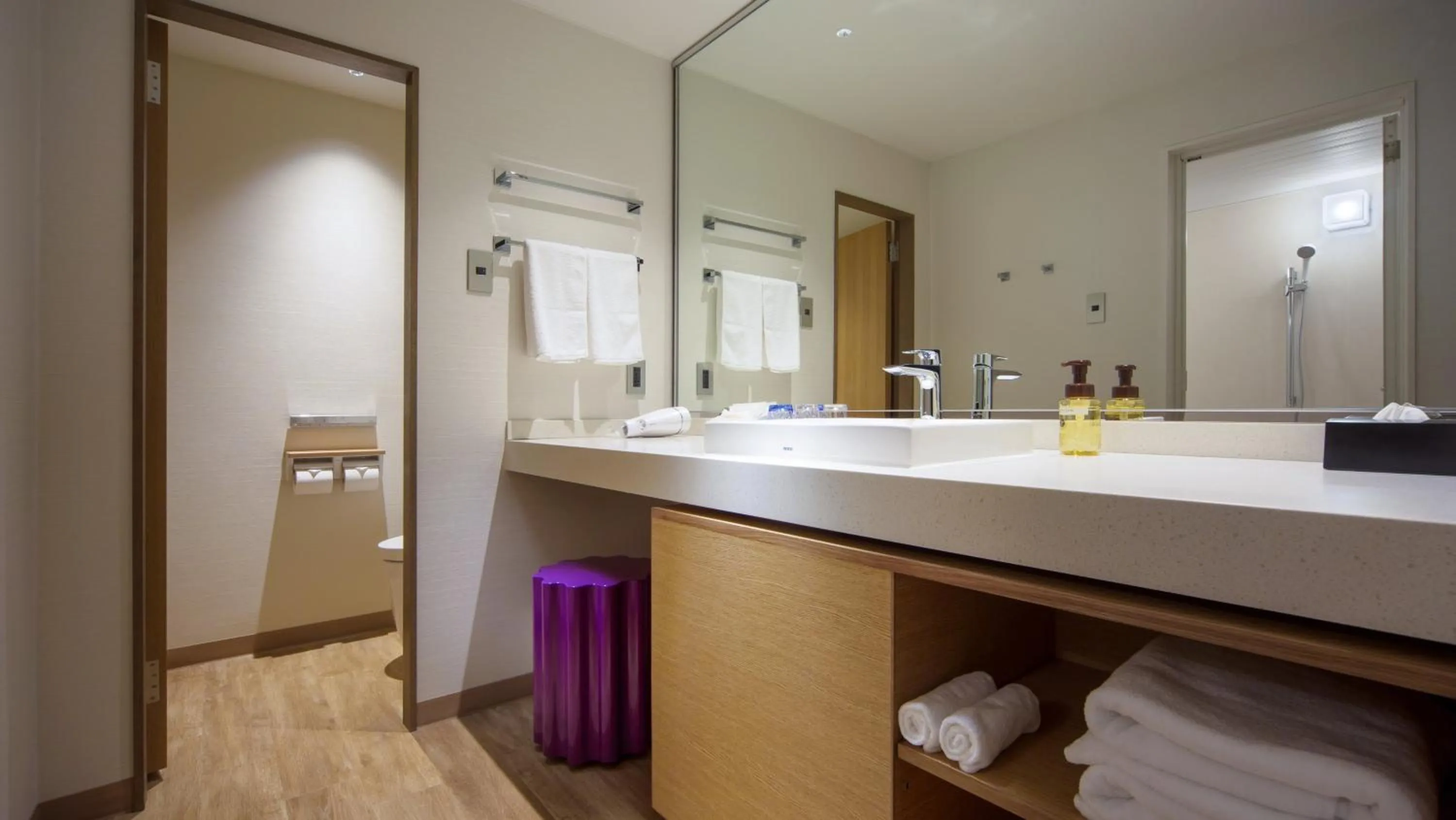 Photo of the whole room in Holiday Inn Resort Shinano-Omachi Kuroyon by IHG