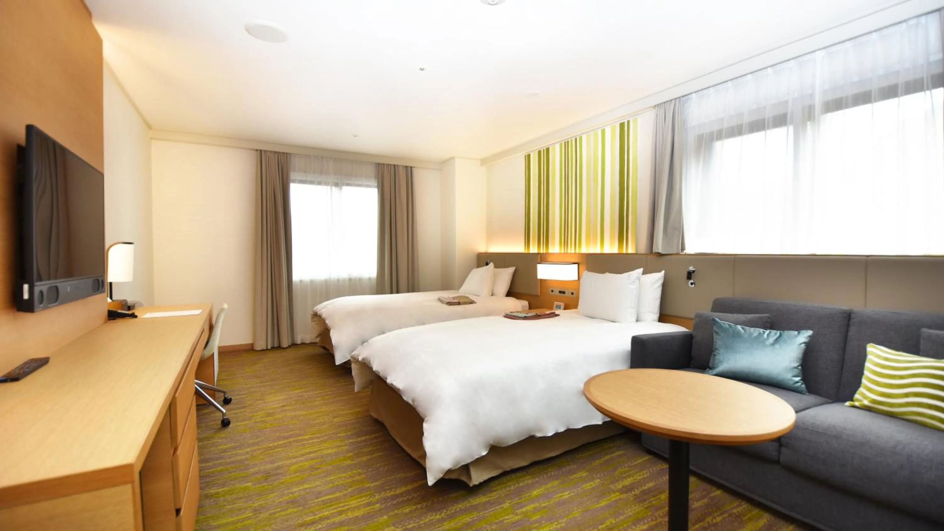 Photo of the whole room, Bed in Holiday Inn Resort Shinano-Omachi Kuroyon by IHG