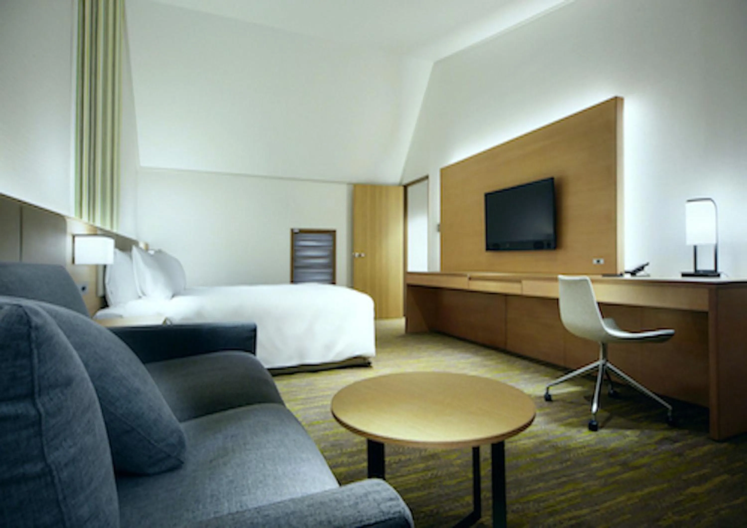 Photo of the whole room, Bed in Holiday Inn Resort Shinano-Omachi Kuroyon, an IHG Hotel