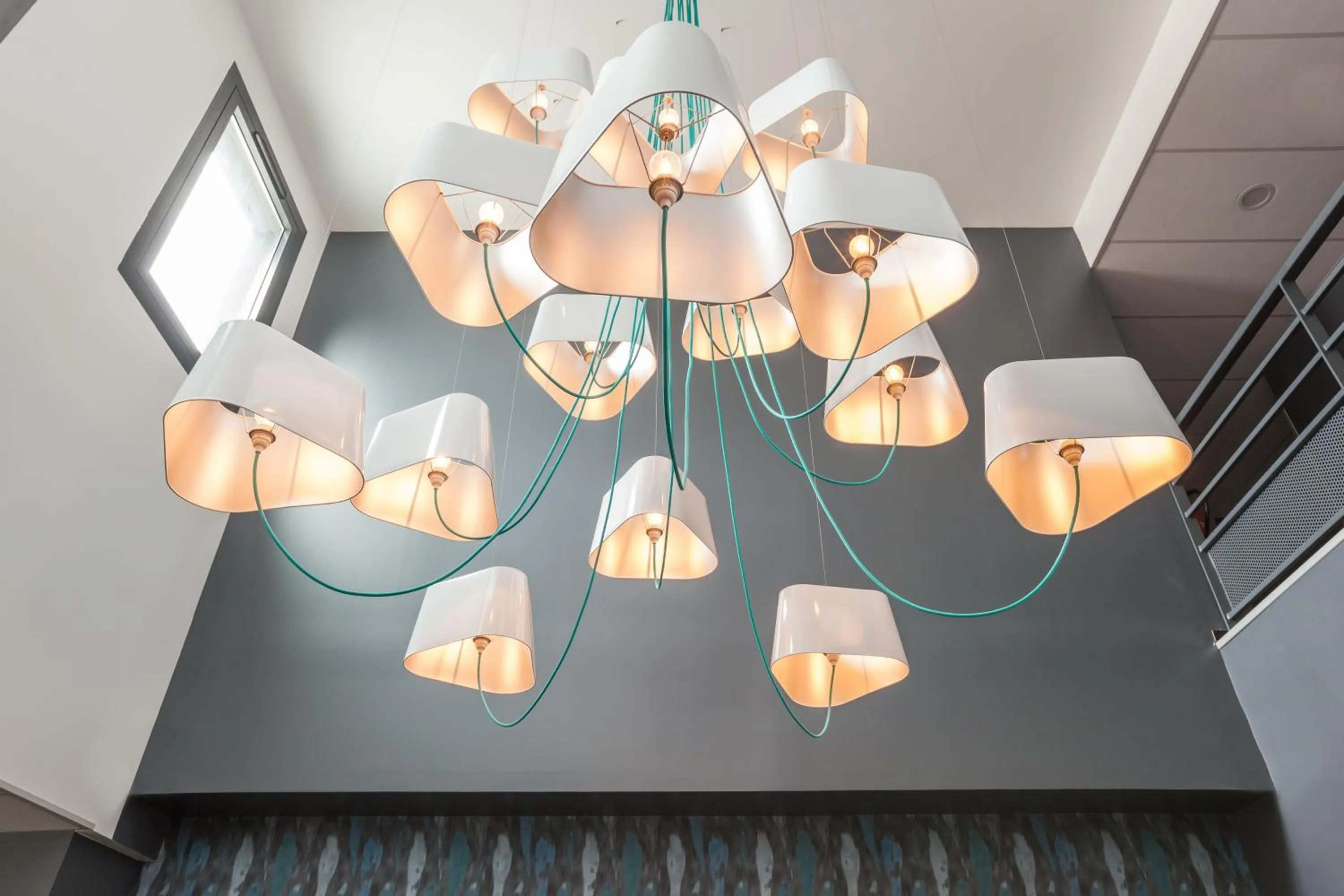 Lounge or bar in Logis Hotel Restaurant & SPA Au Comte d'Ornon