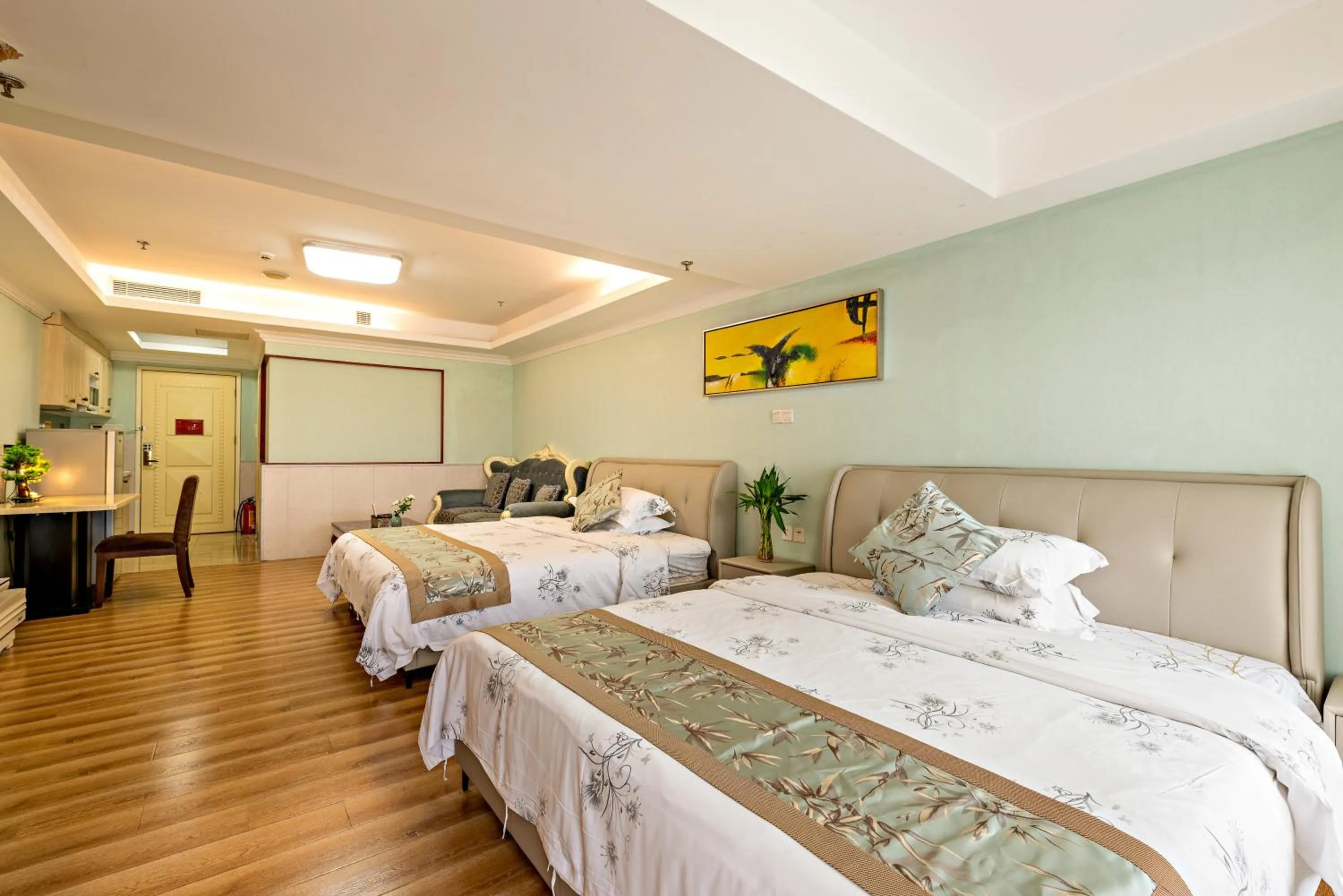 Bed in Guangzhou Manhattan International Apartment Zhengjia Free bus services are provided for the first and second phases