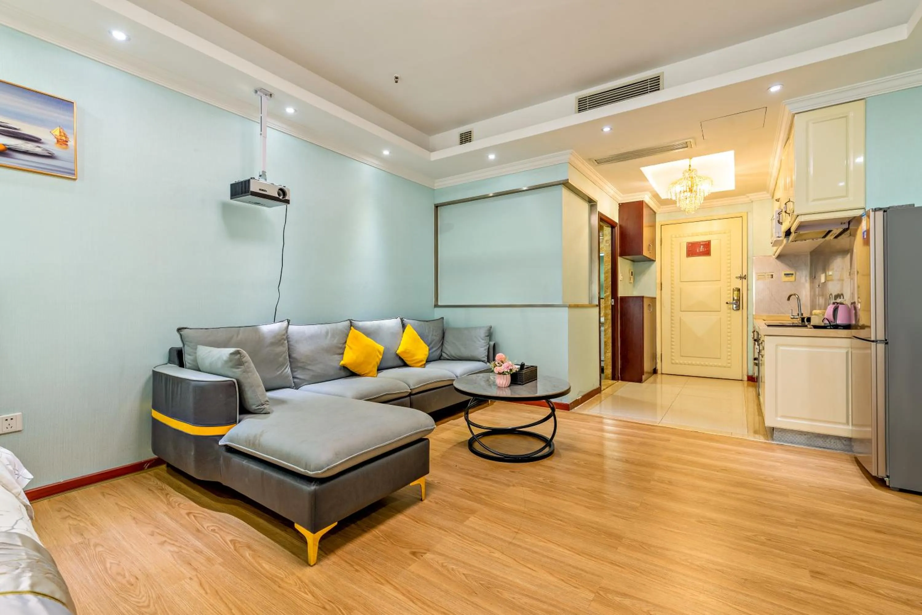 Living room in Guangzhou Manhattan International Apartment Zhengjia Free bus services are provided for the first and second phases