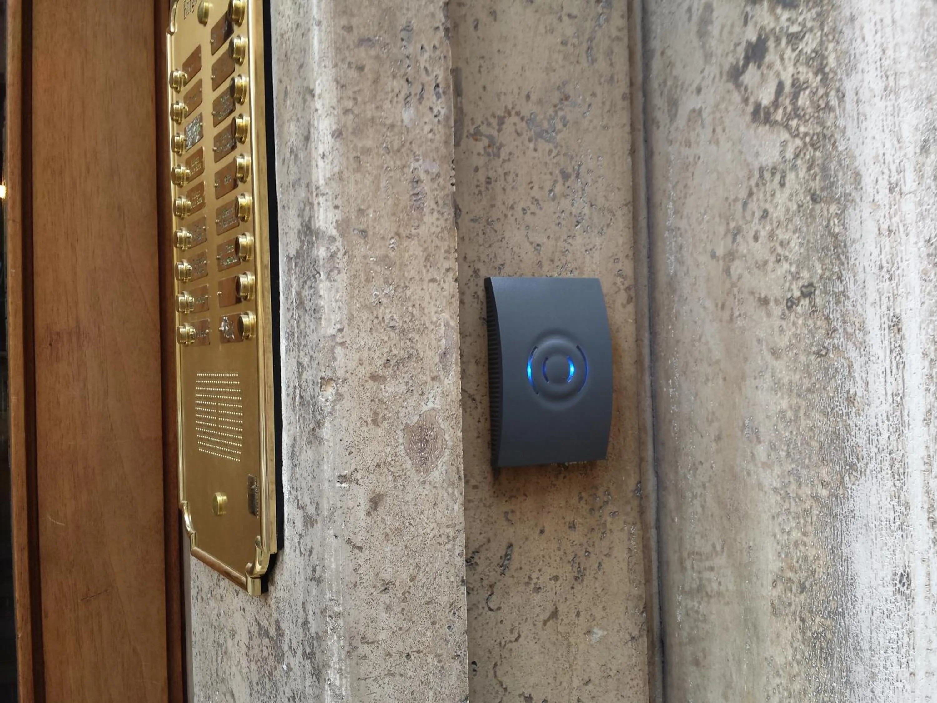 Facade/entrance in Vatican Relais Rome