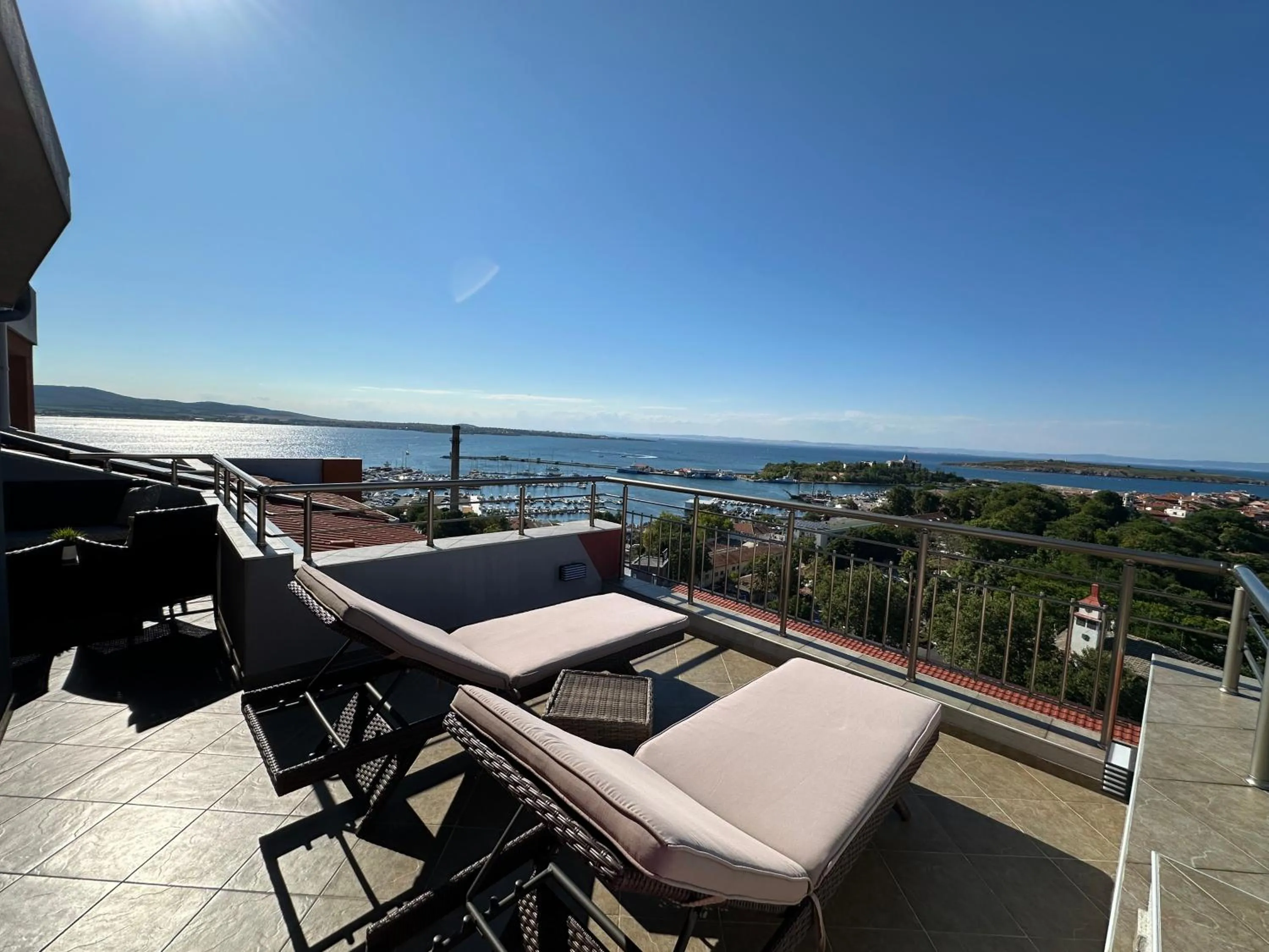 Day in Family Hotel Radiana