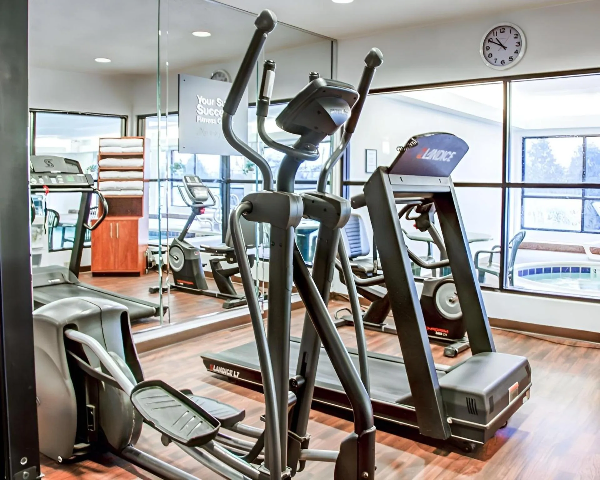 Fitness centre/facilities in Comfort Suites Lombard - Addison