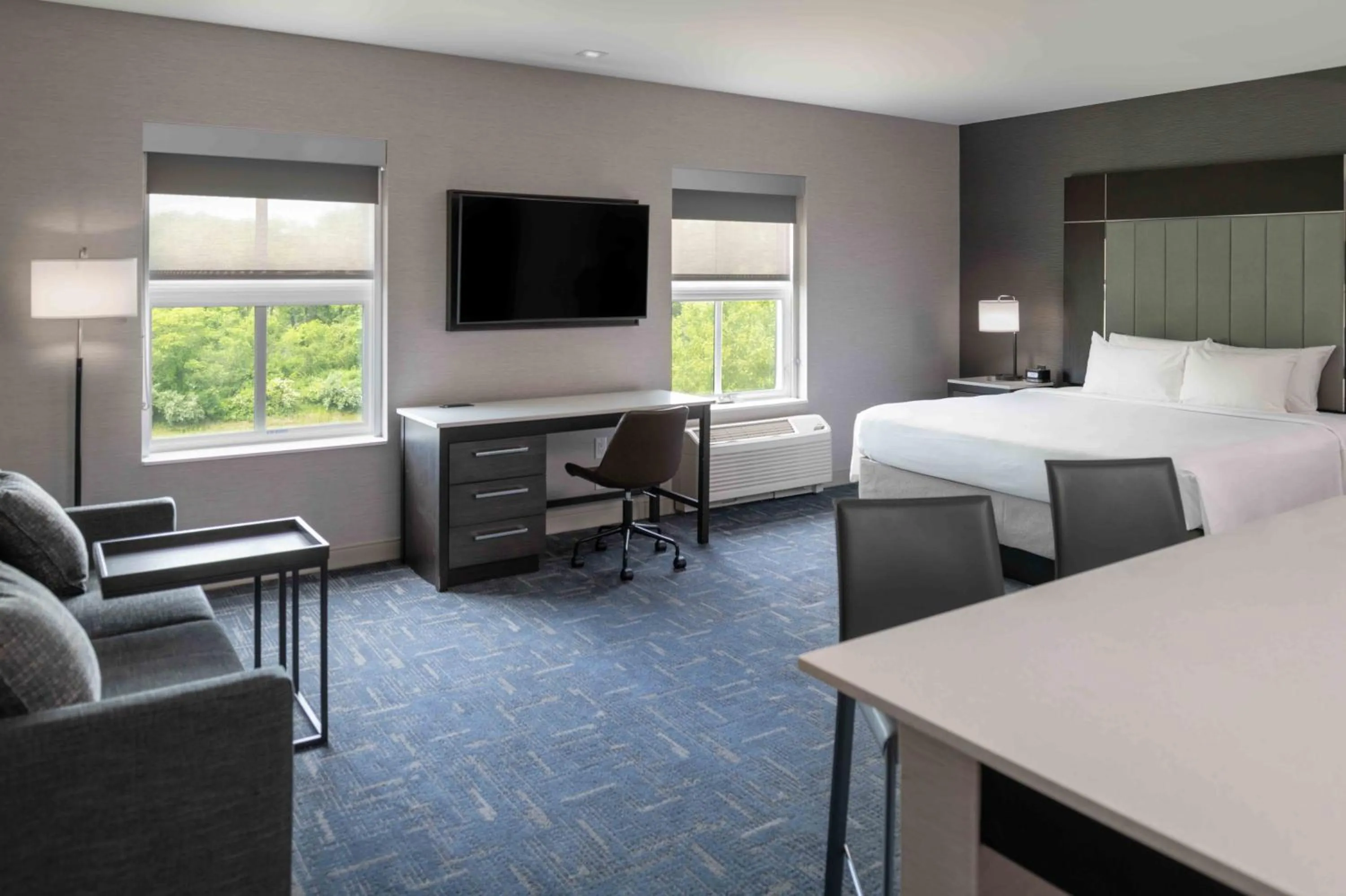 Living room, Bed in Residence Inn by Marriott Boston Concord