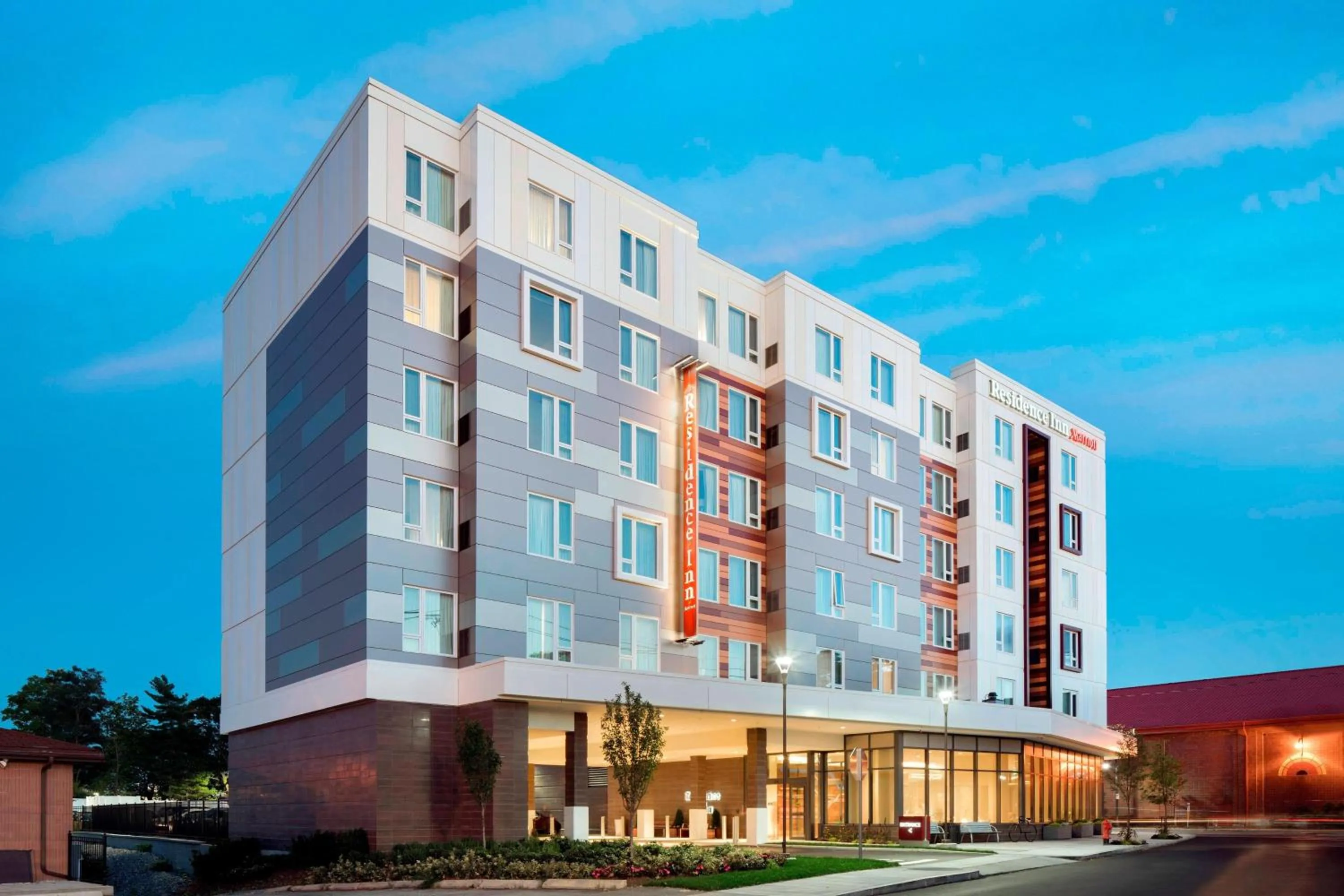 Property building in Residence Inn by Marriott Boston Watertown