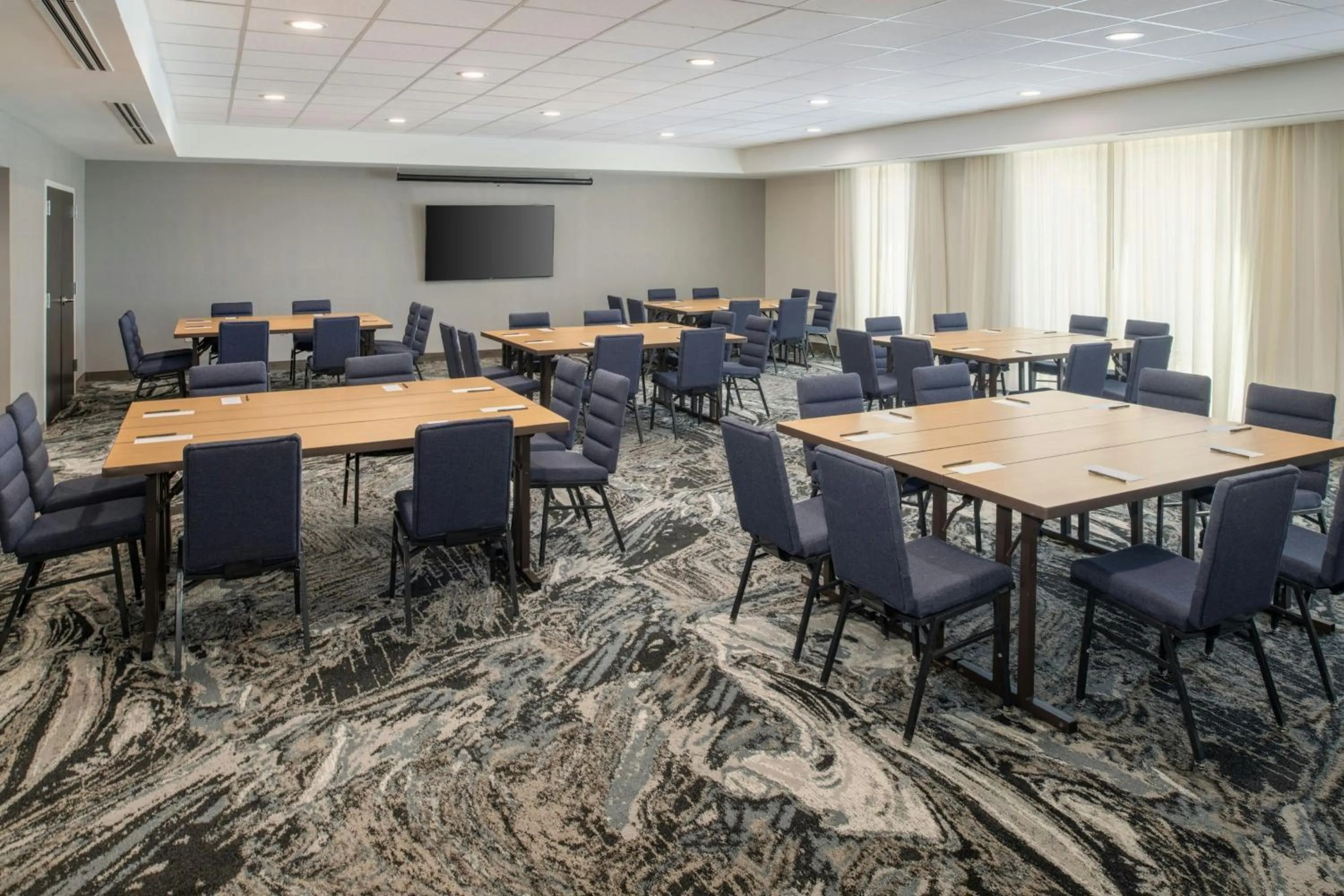 Meeting/conference room in Courtyard by Marriott Houston City Place