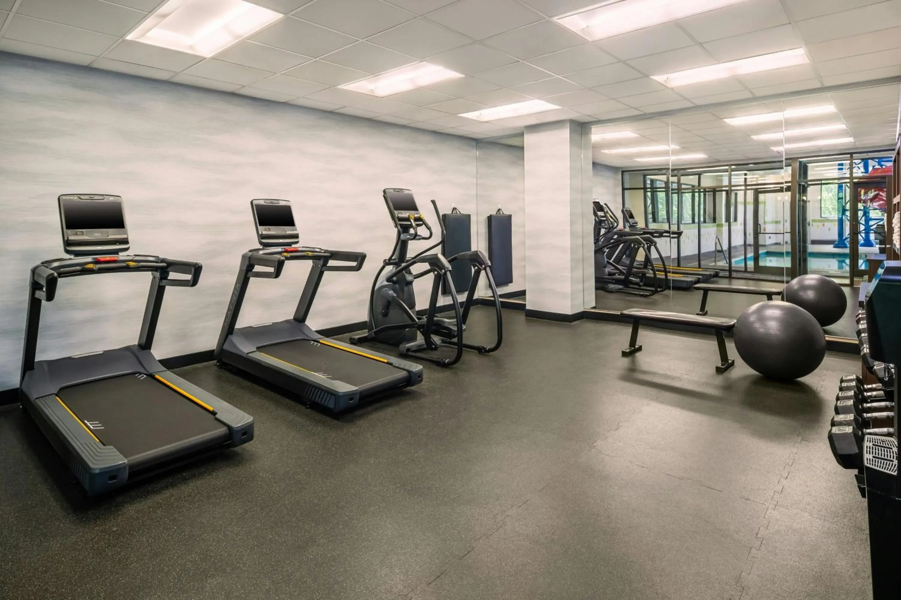 Fitness centre/facilities in Fairfield Inn & Suites by Marriott Edmonton North