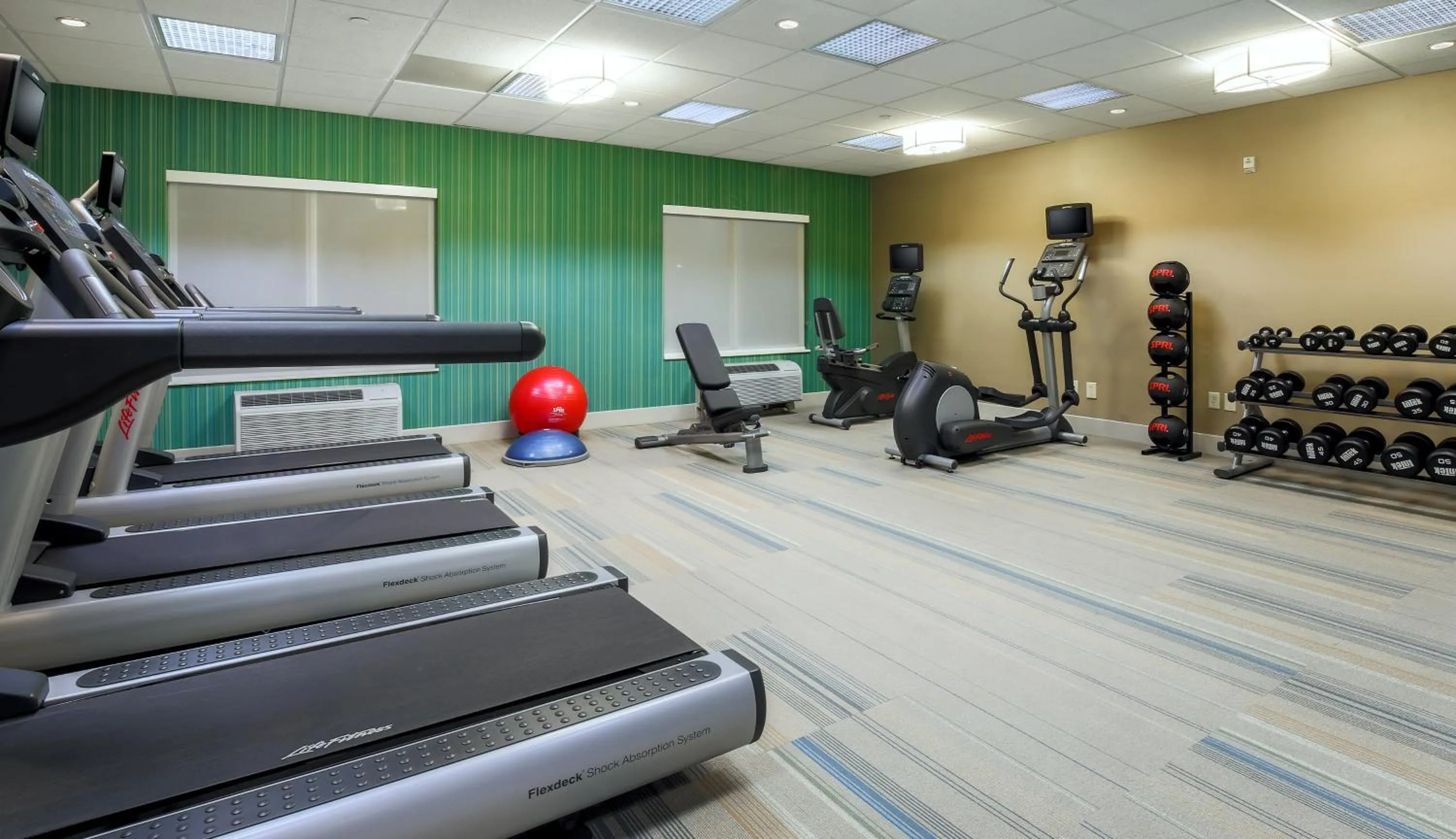 Spa and wellness centre/facilities in Holiday Inn Express Las Vegas Stadium Area by IHG