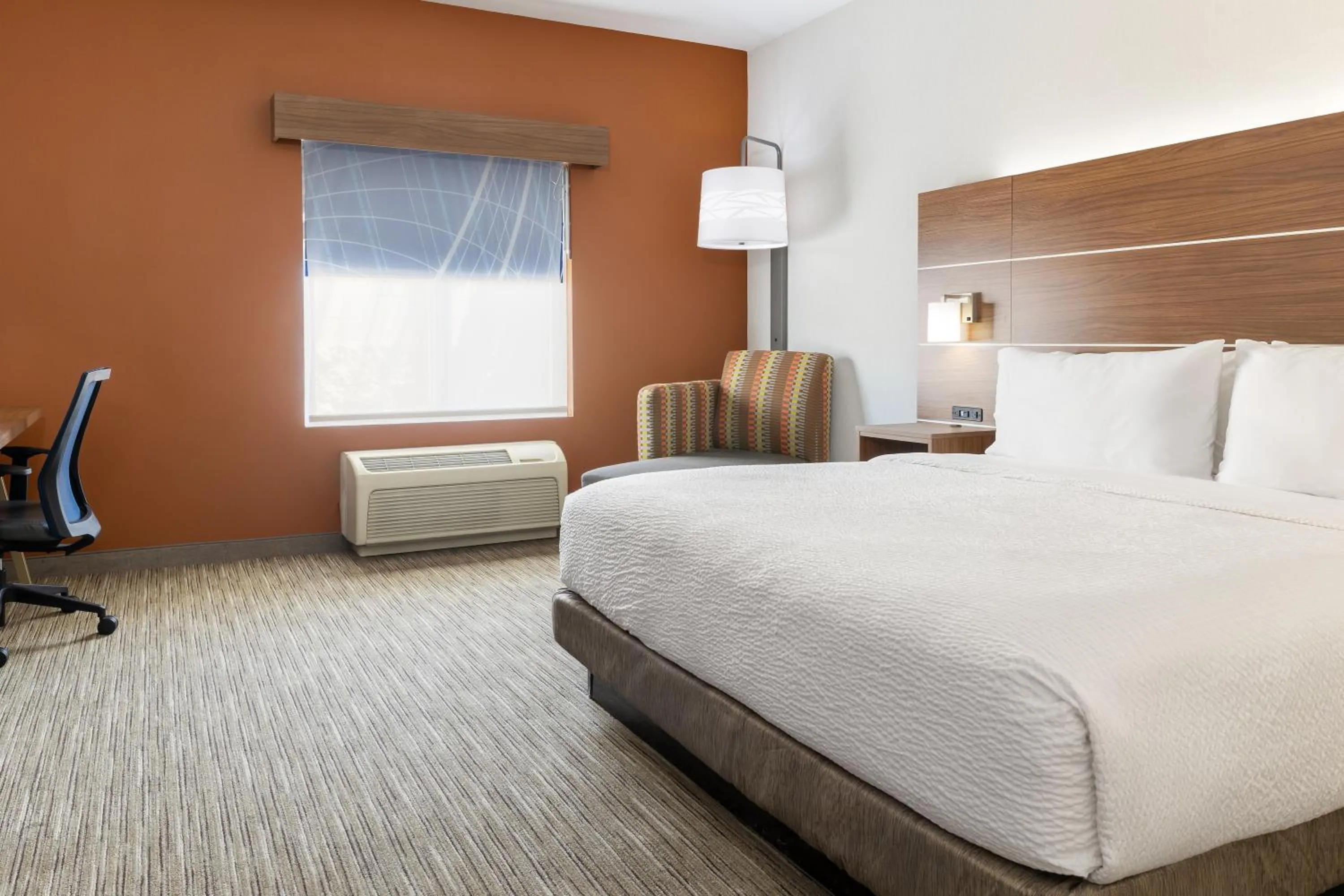 Photo of the whole room, Bed in Holiday Inn Express & Suites Las Vegas SW Springvalley by IHG