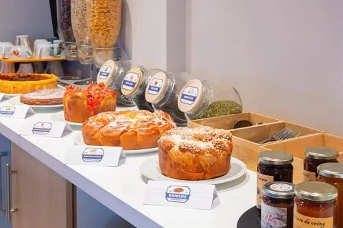 Buffet breakfast in greet Hotel Nancy Sud