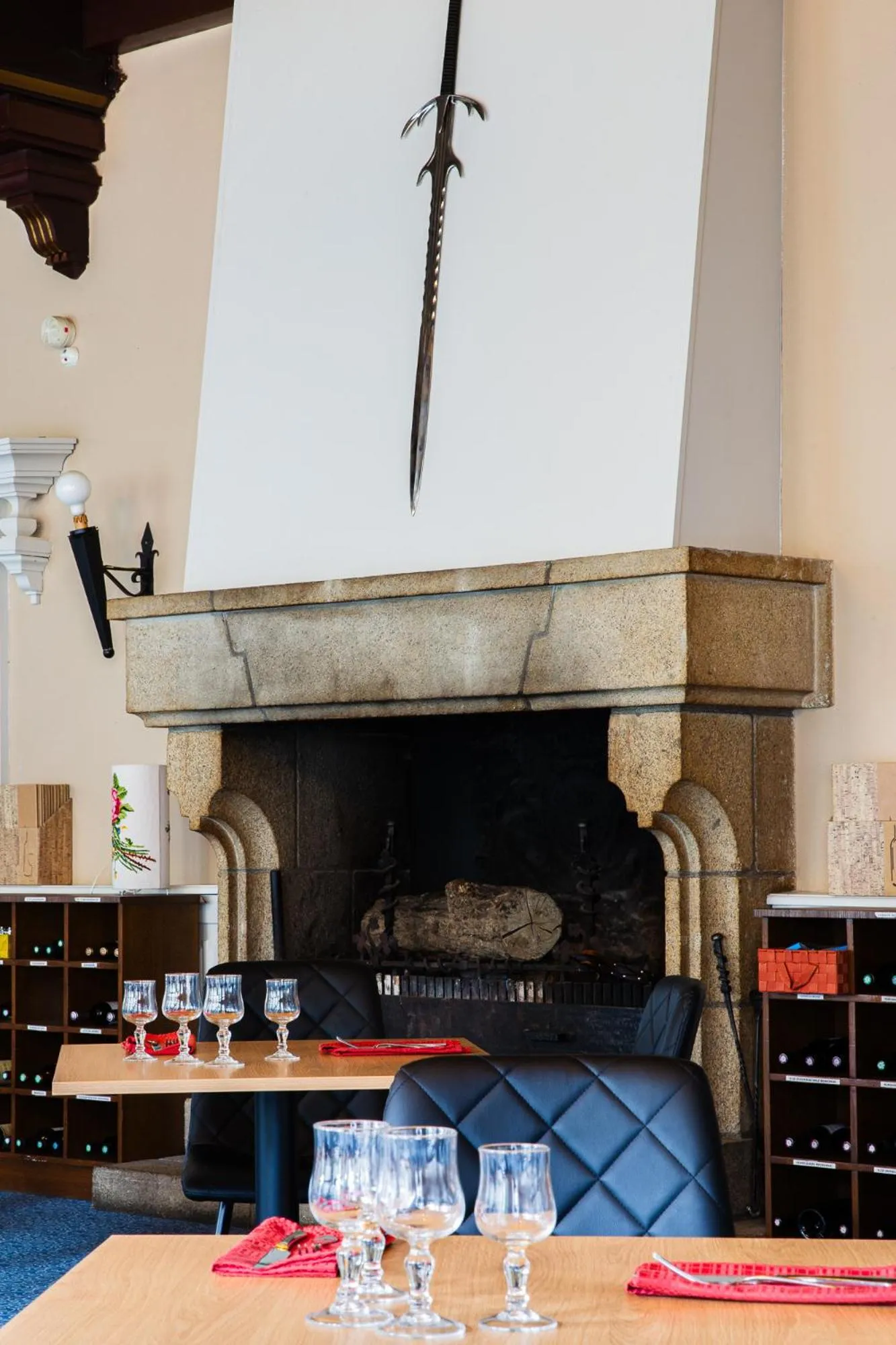 Restaurant/places to eat in Hôtel Restaurant Du Château