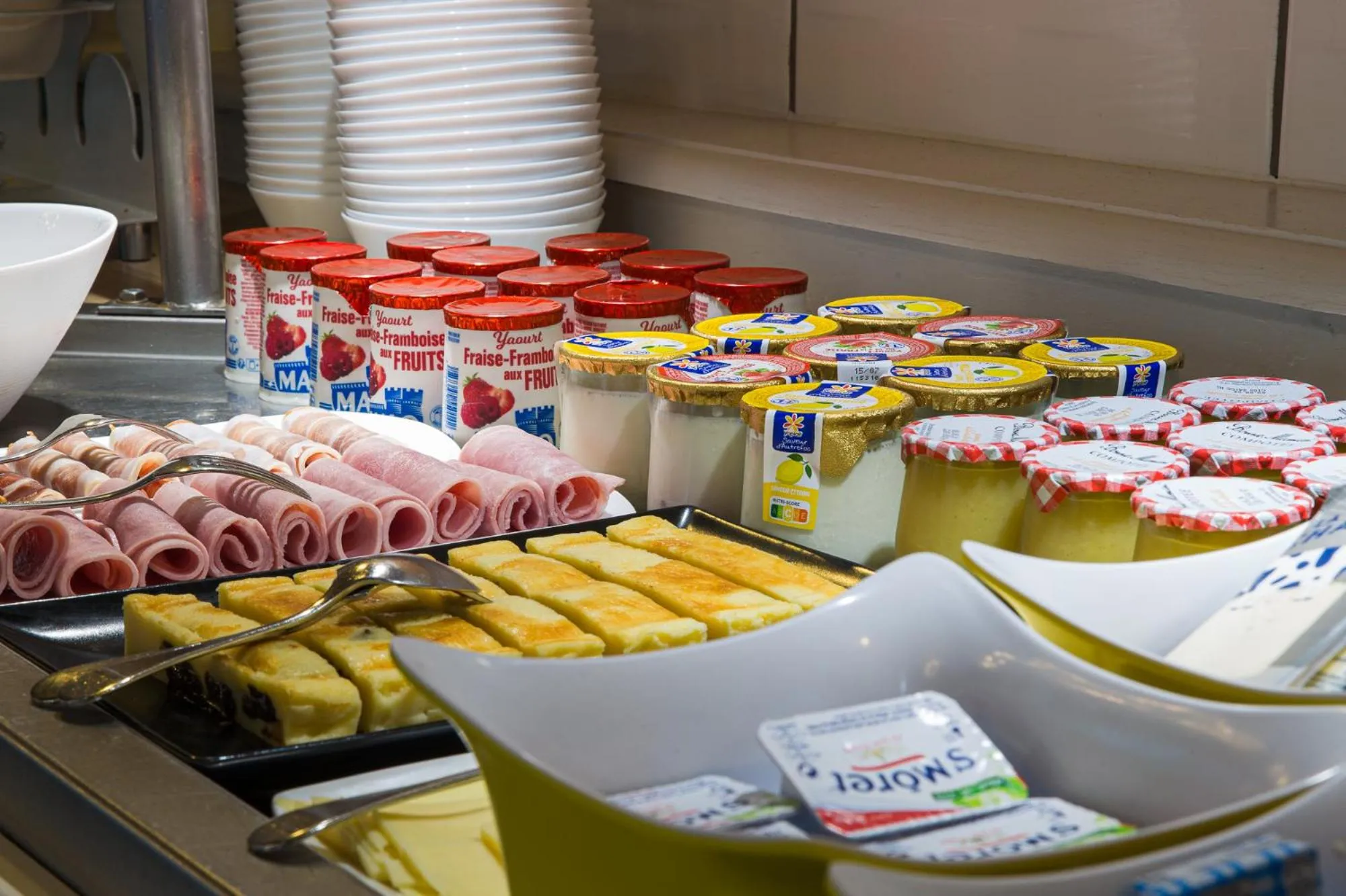 Breakfast in Hôtel Restaurant Du Château