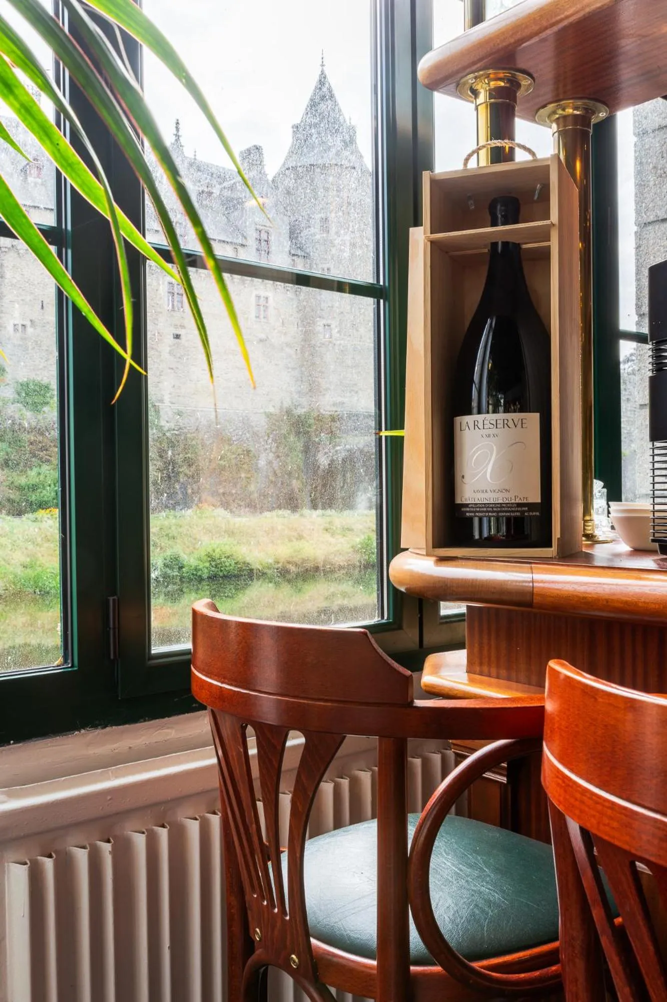 Lounge or bar in Hôtel Restaurant Du Château