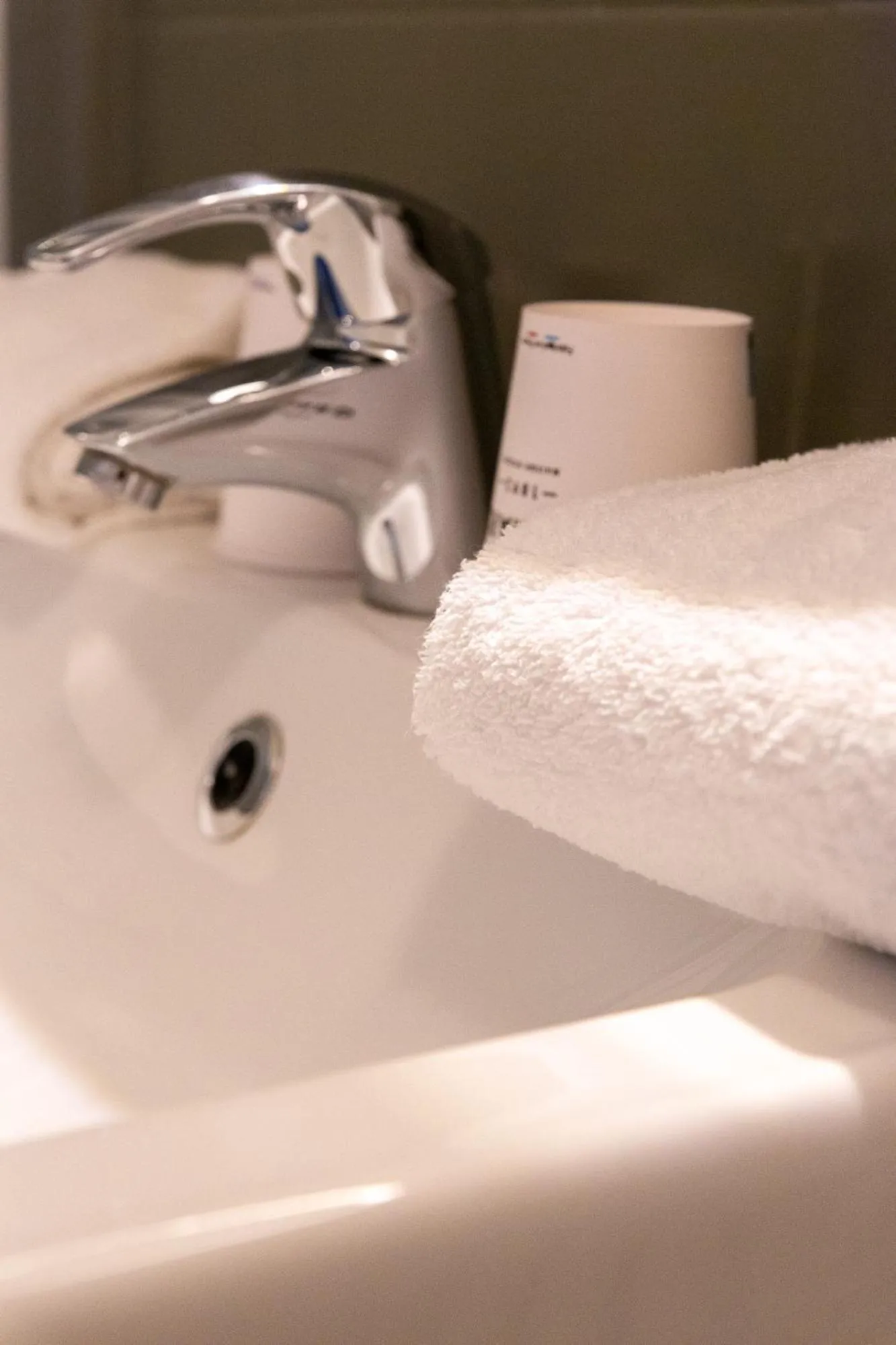 Bathroom in Hôtel Restaurant Du Château