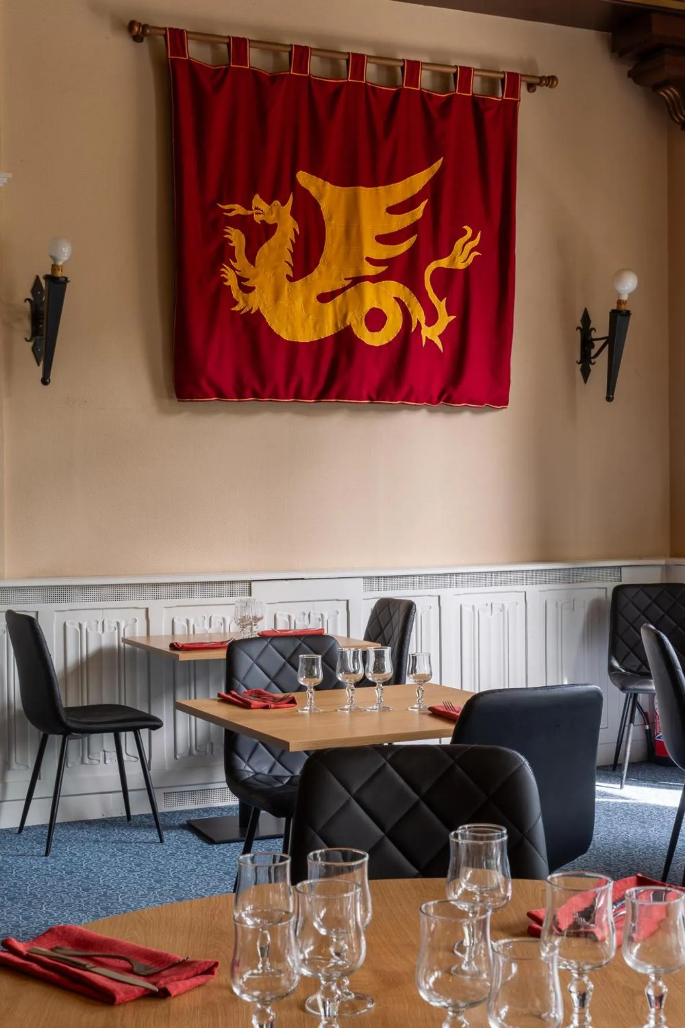 Restaurant/places to eat in Hôtel Restaurant Du Château