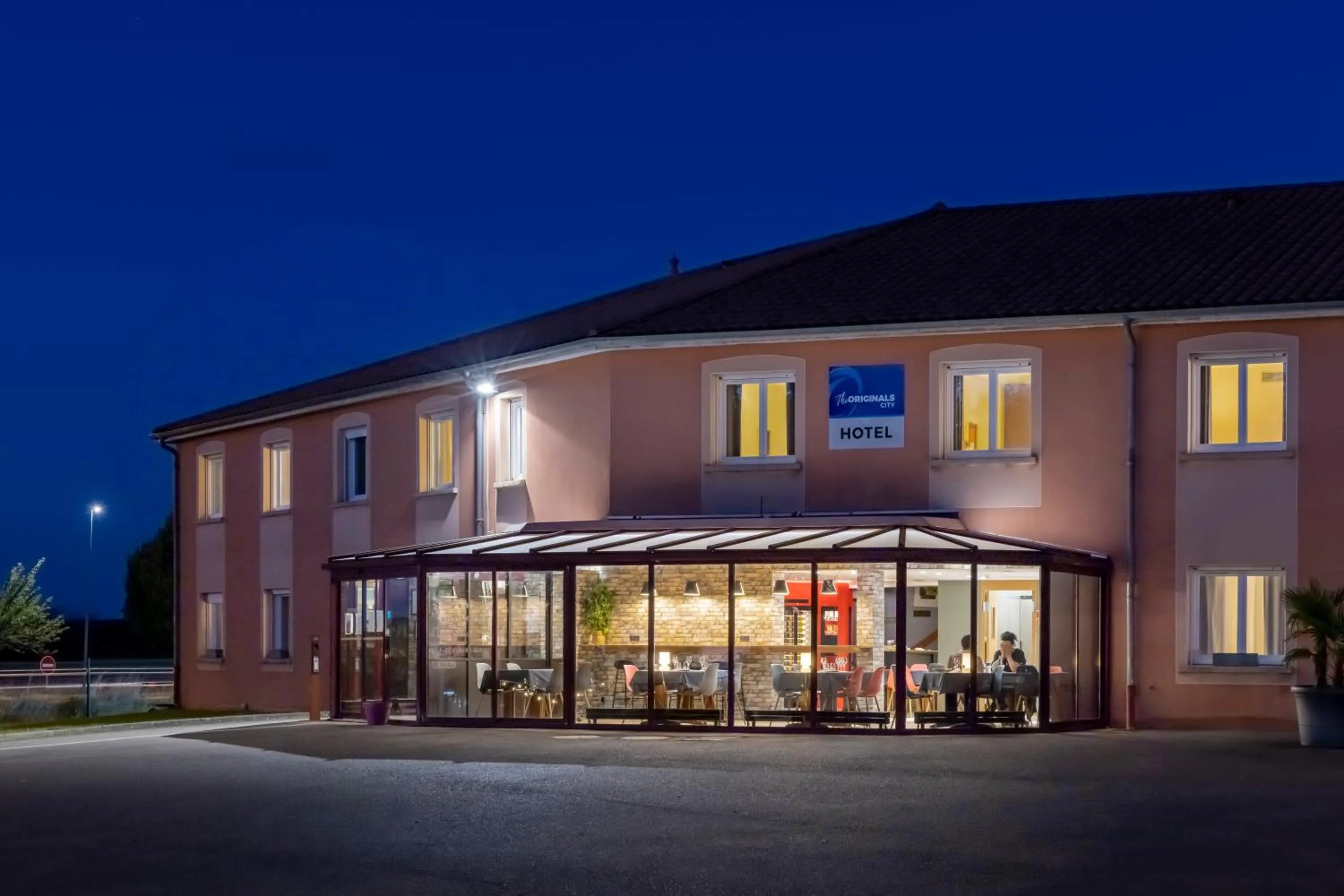 Property building in The Originals City, Hôtel Paray-le-Monial