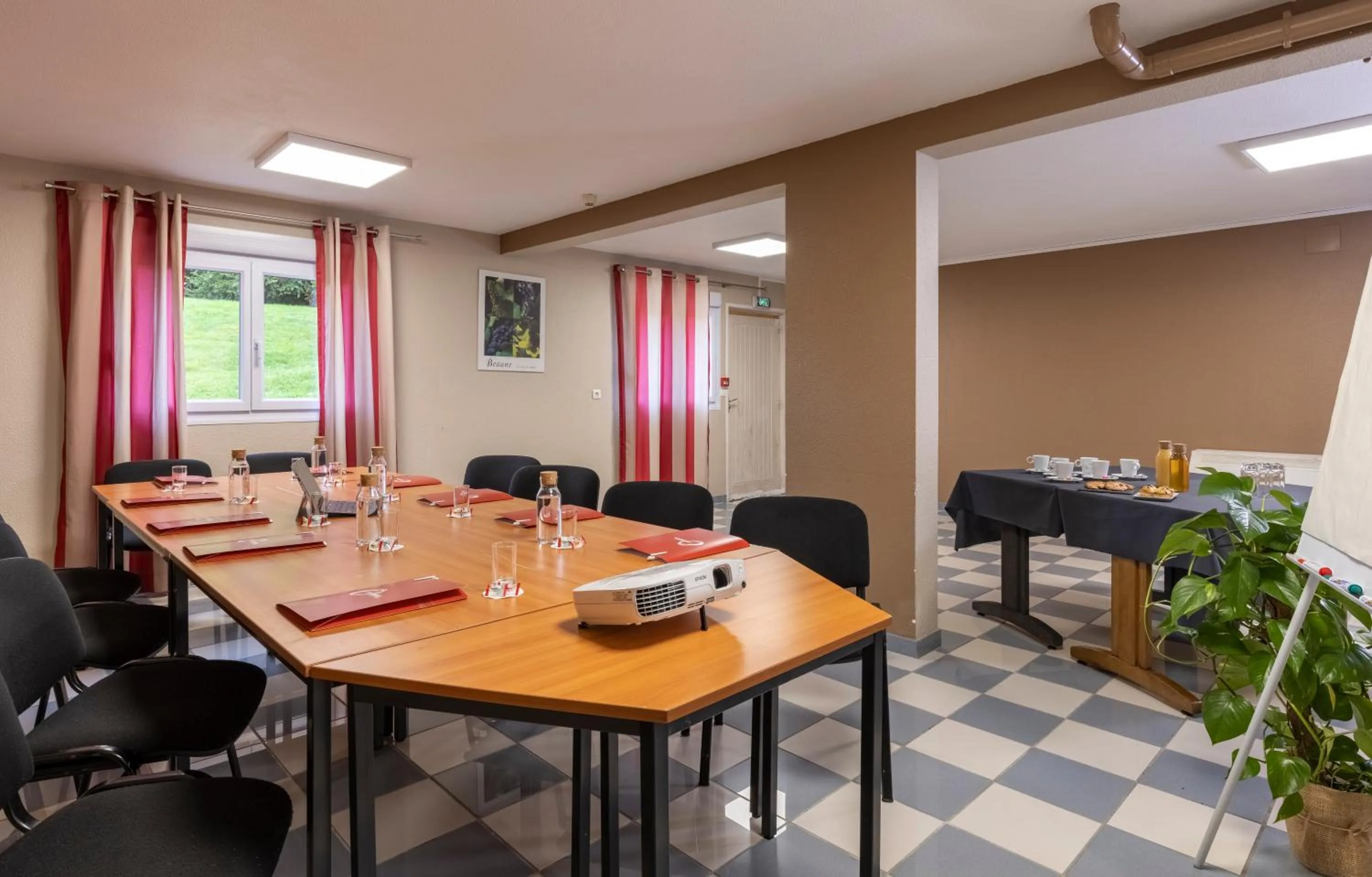 Living room in The Originals City, Hôtel Paray-le-Monial