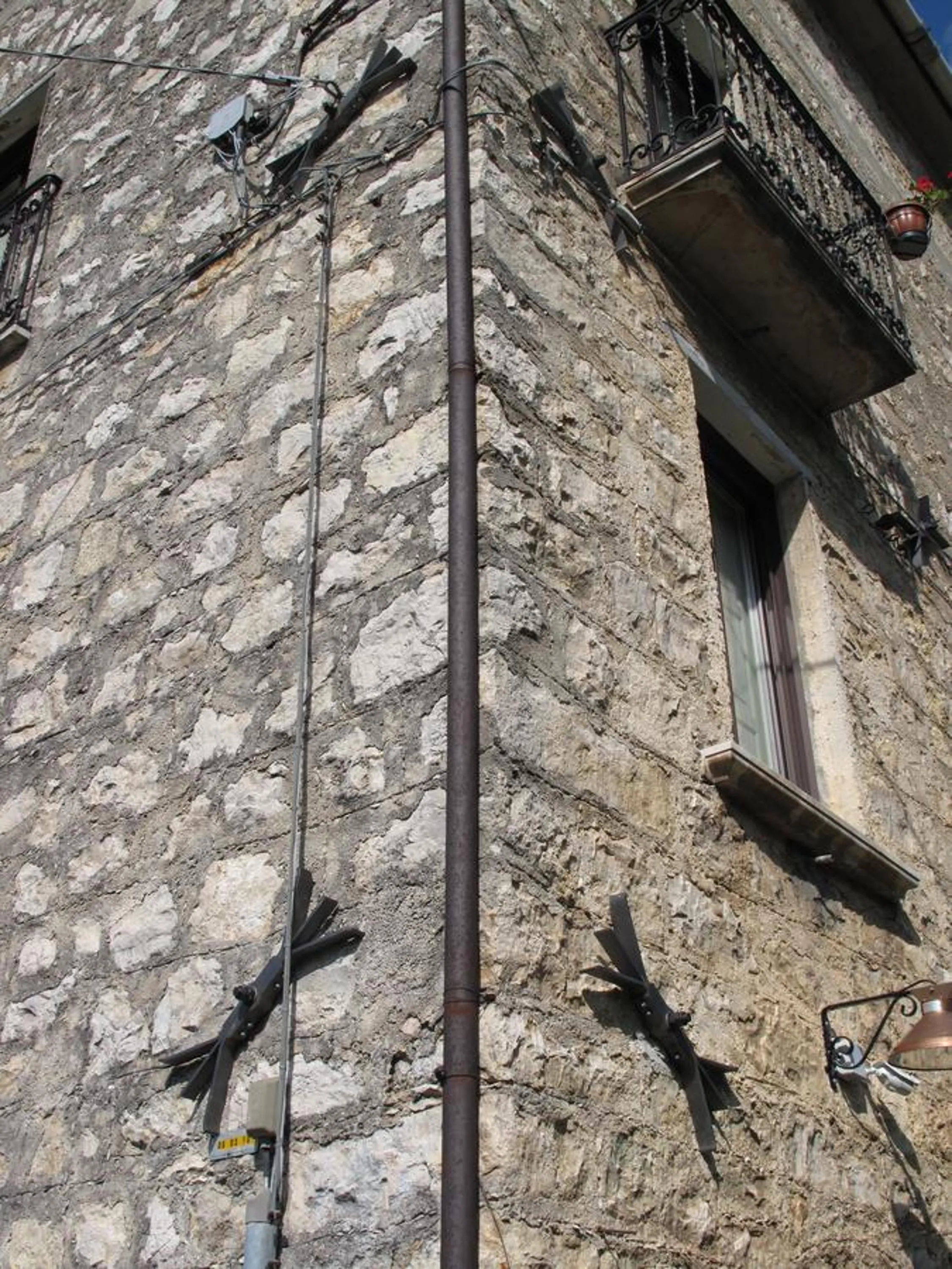 Property building in Casa Sarlo