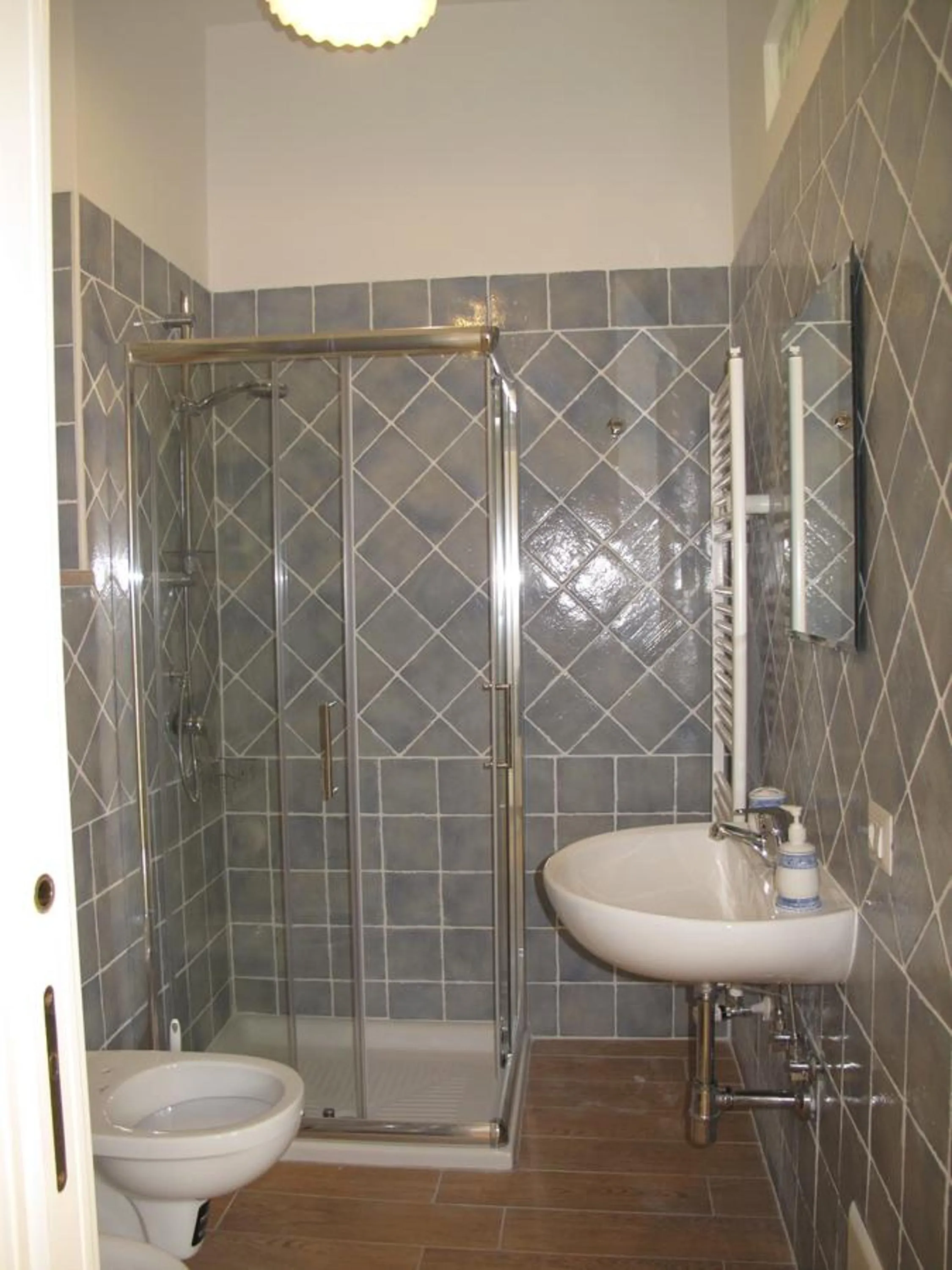 Property building in Casa Sarlo