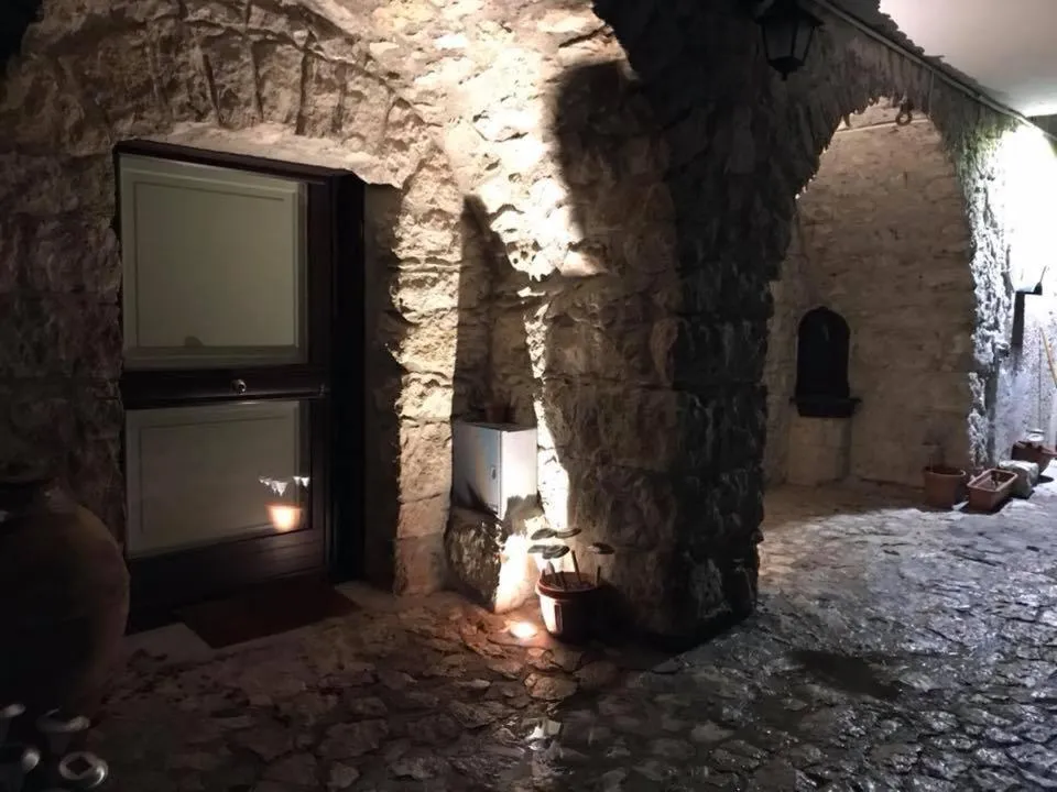 Decorative detail in Casa Sarlo