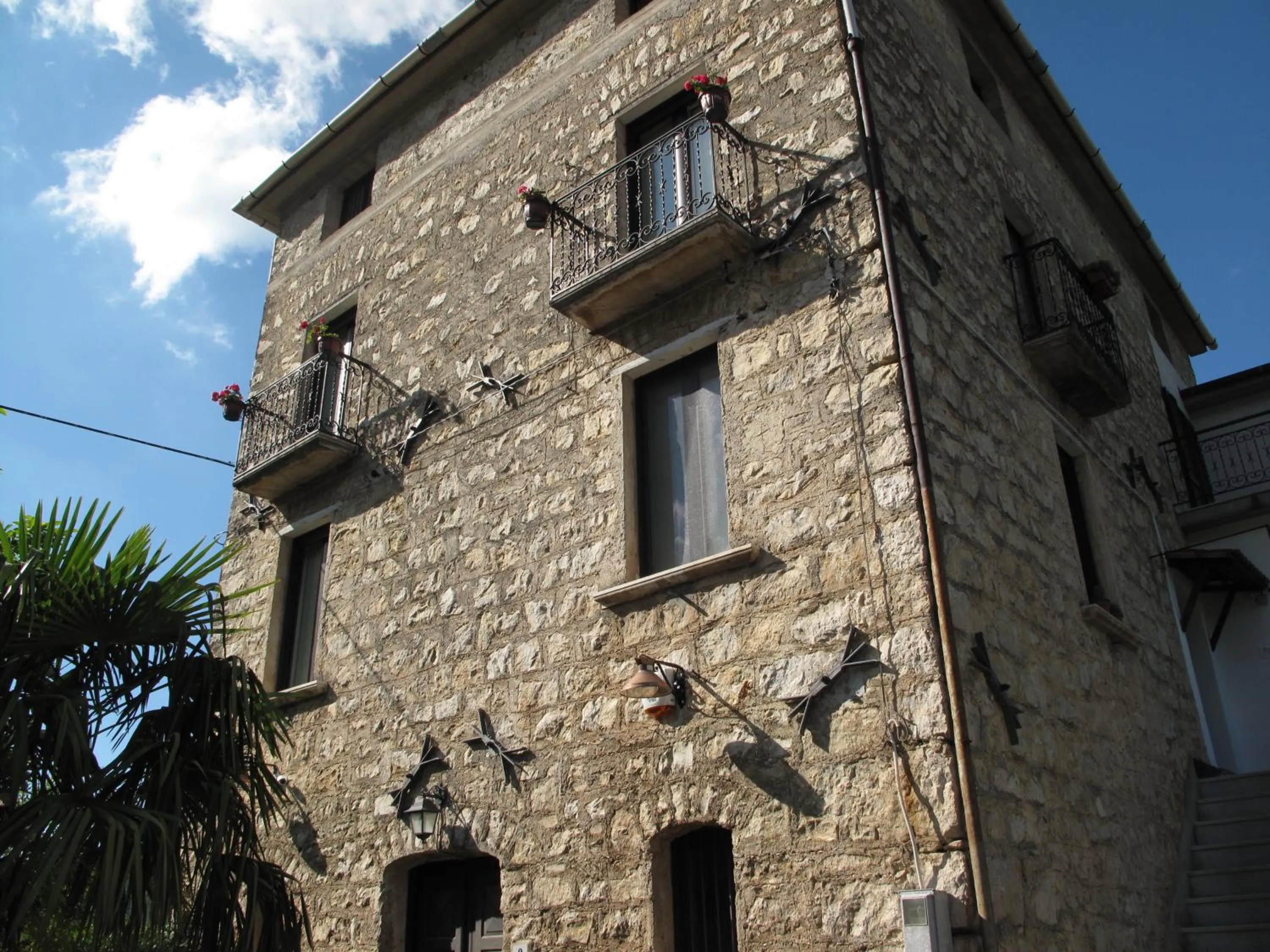 Property building in Casa Sarlo