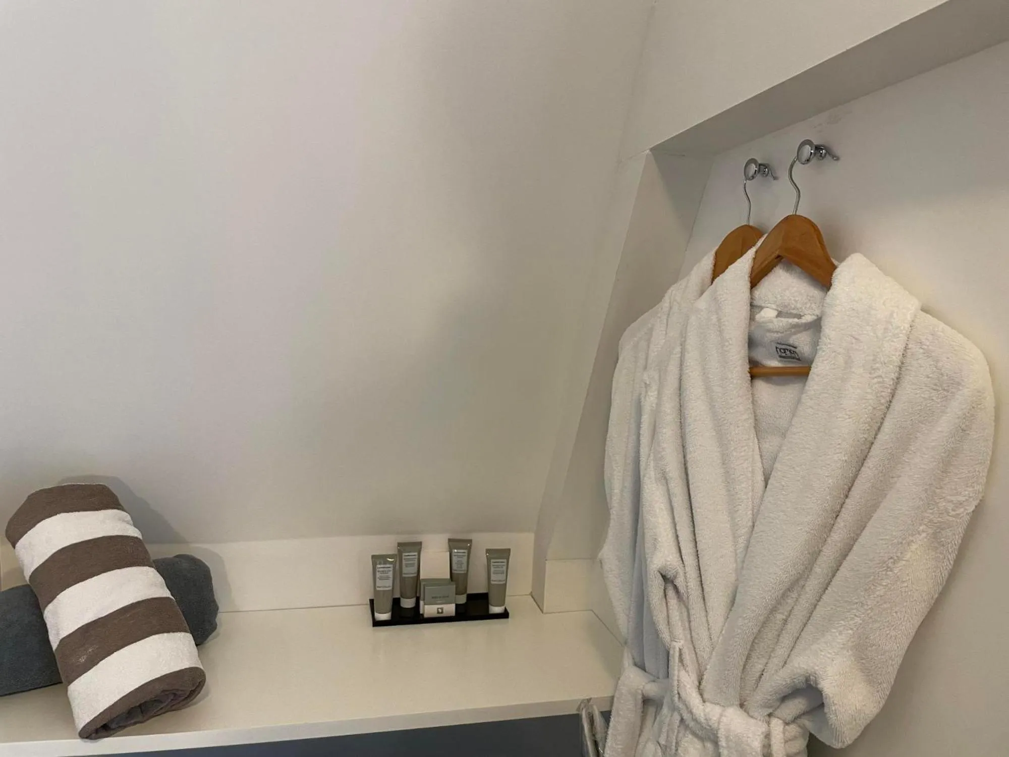 Bathroom in Hôtel - Spa Les Corderies