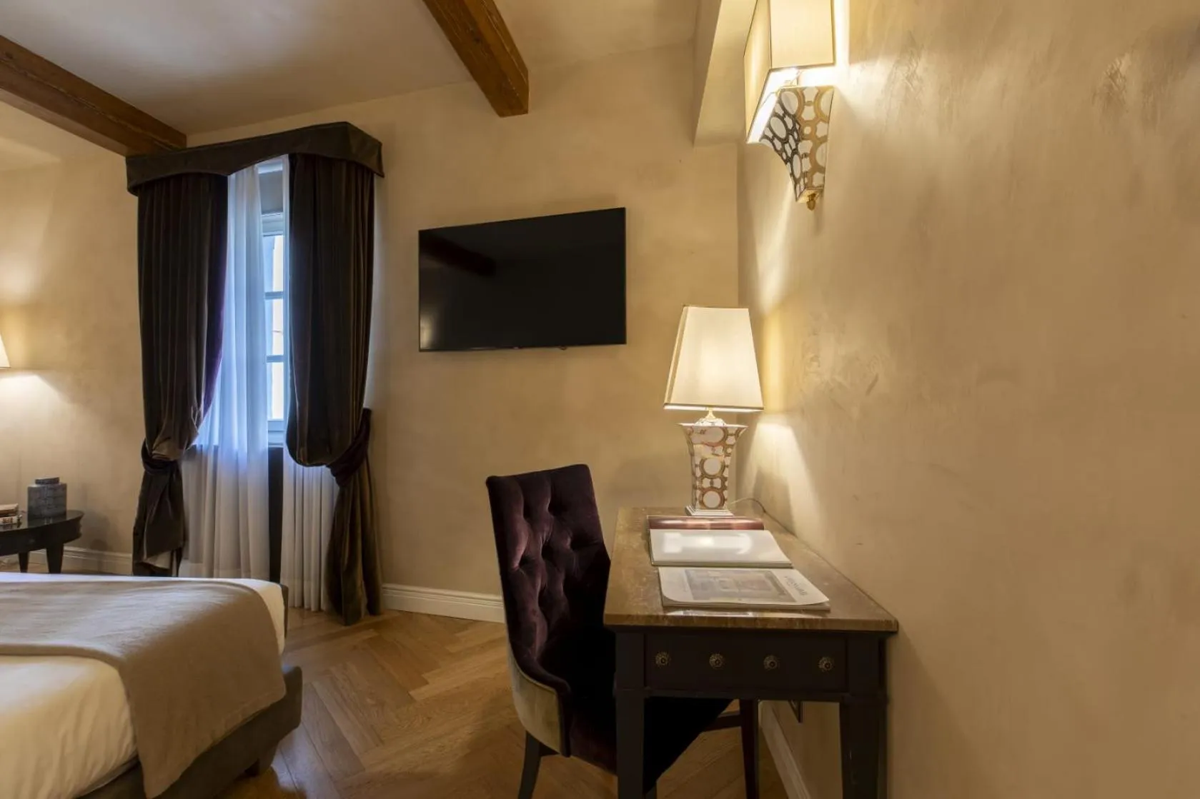 Bed in Palazzo Roselli Cecconi