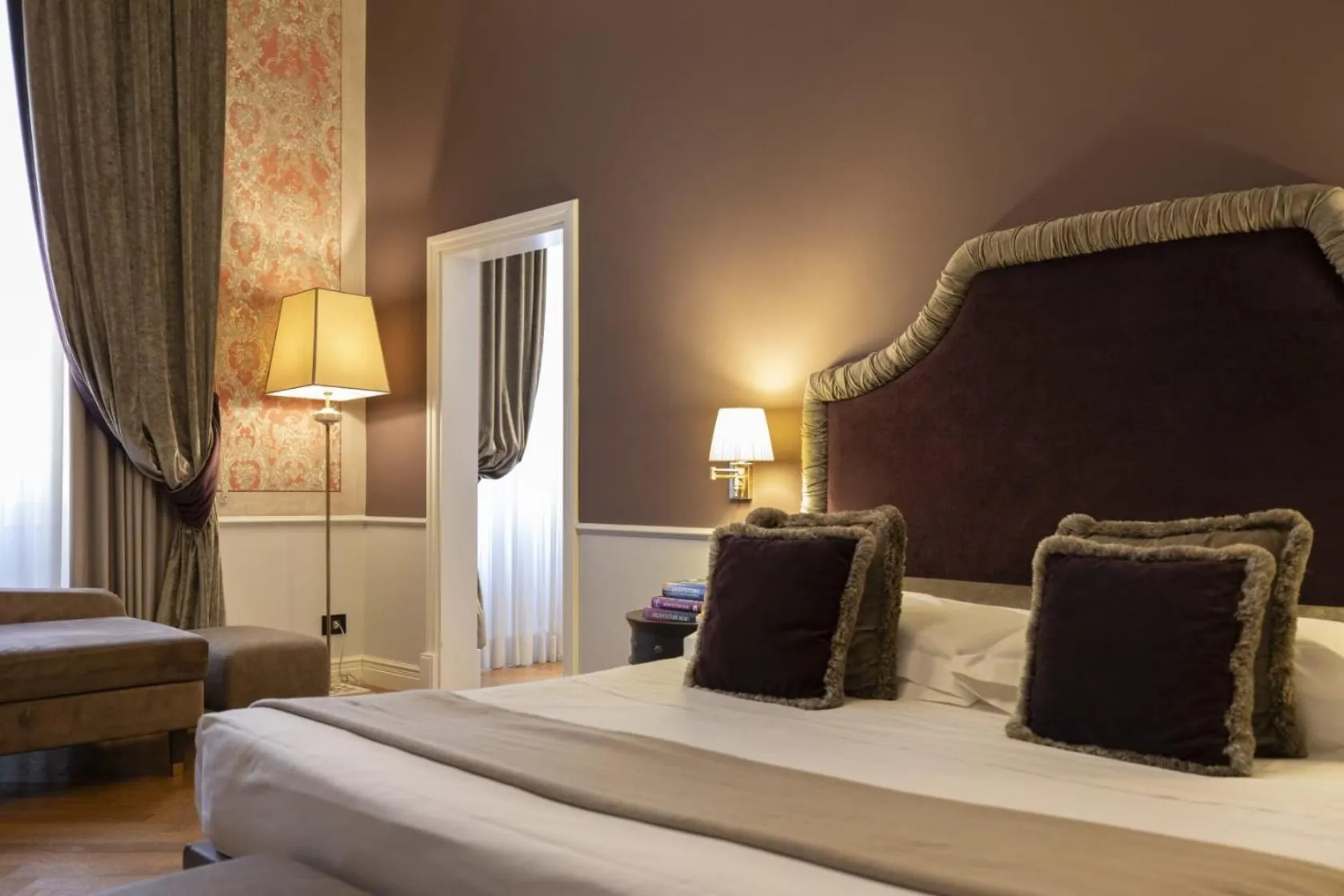 Bed in Palazzo Roselli Cecconi