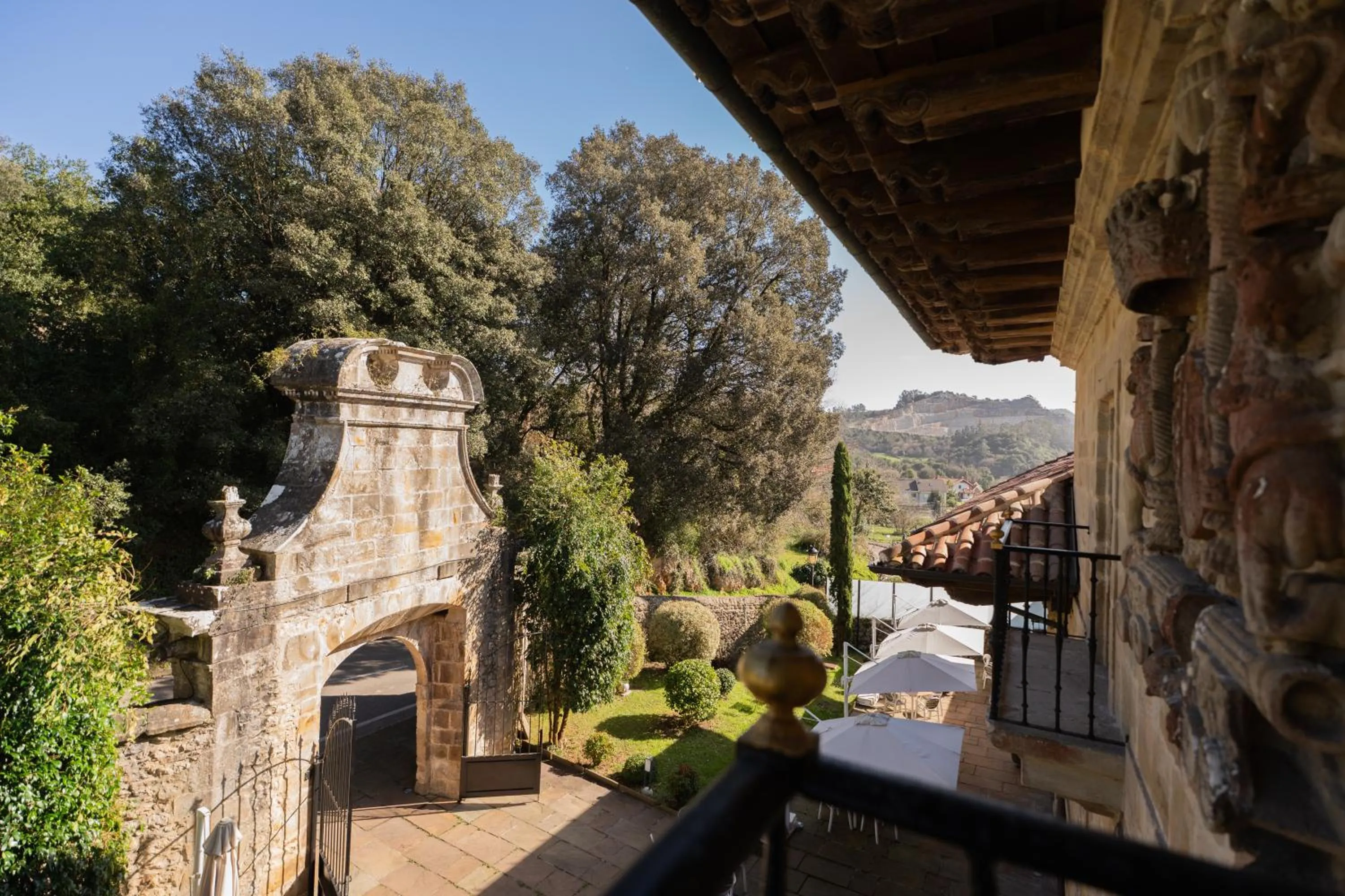 Garden view in Palacio de Arce