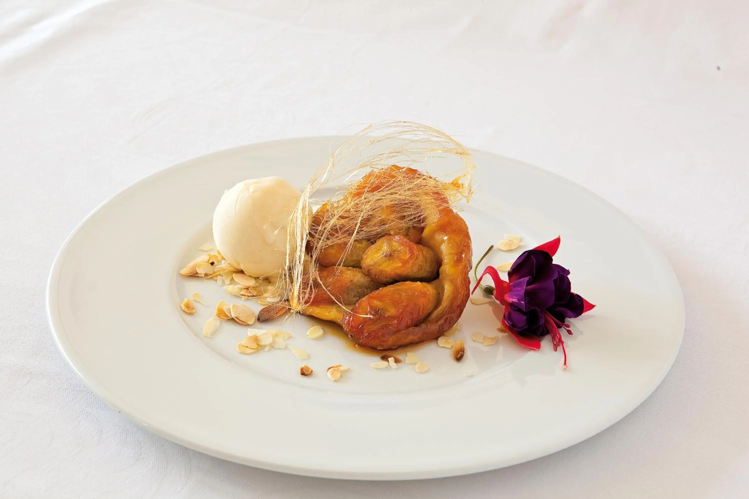 Food close-up in Logis Hôtel du Pont Neuf