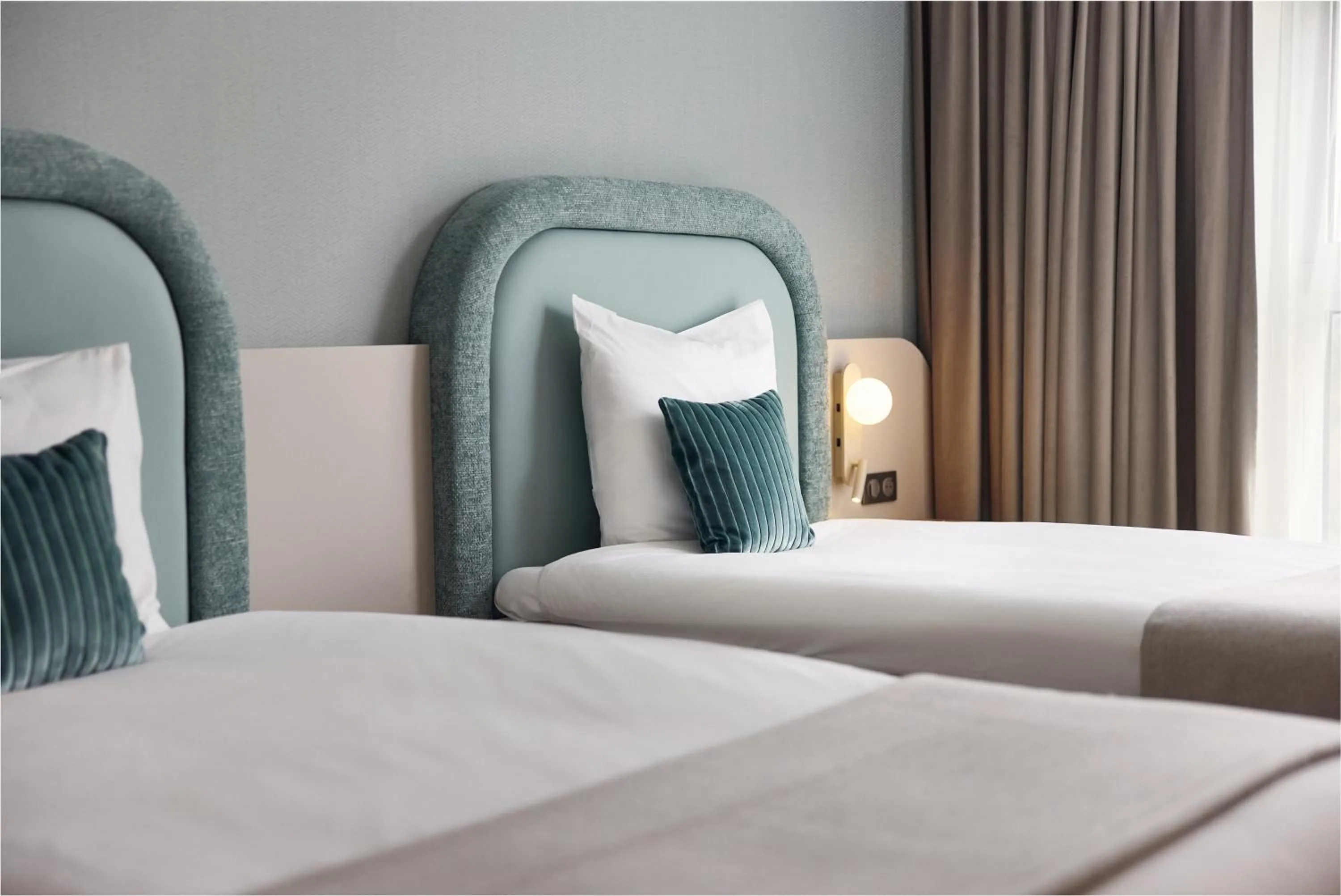 Bedroom, Bed in Van der Valk Hotel Paris CDG Airport