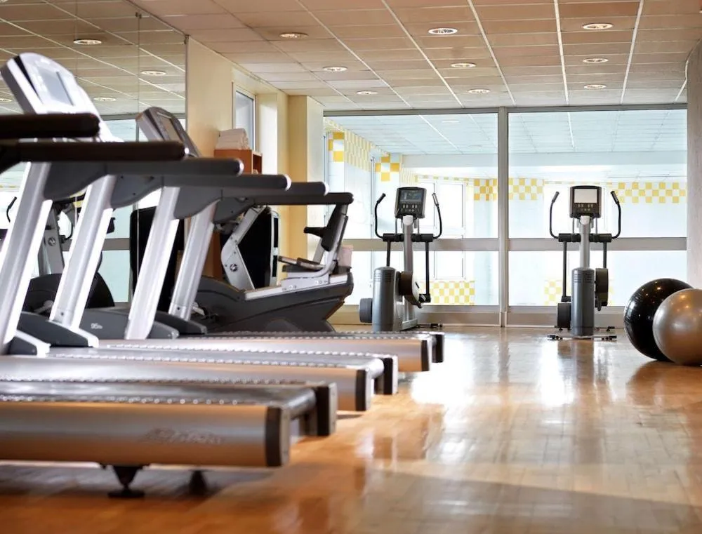 Fitness centre/facilities in Van der Valk Hotel Paris CDG Airport