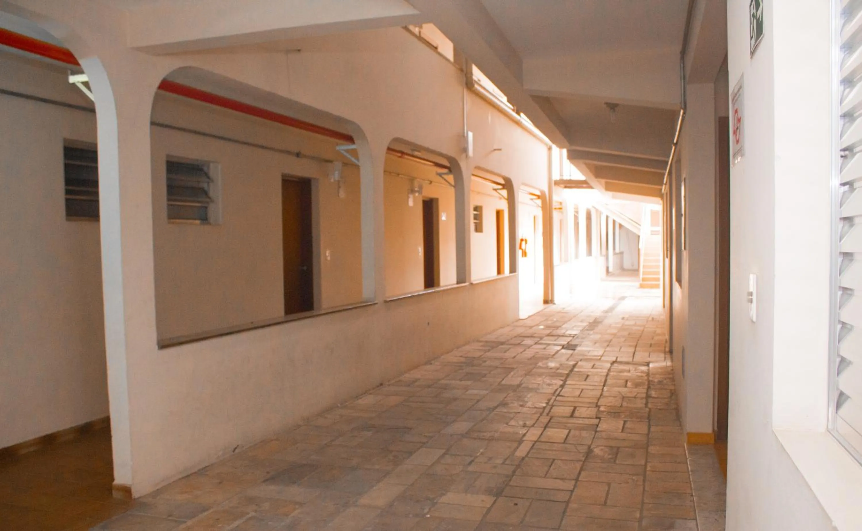 Property building in Hotel Garrafão Boituva - 5 min da Rod Castelo Branco KM 116