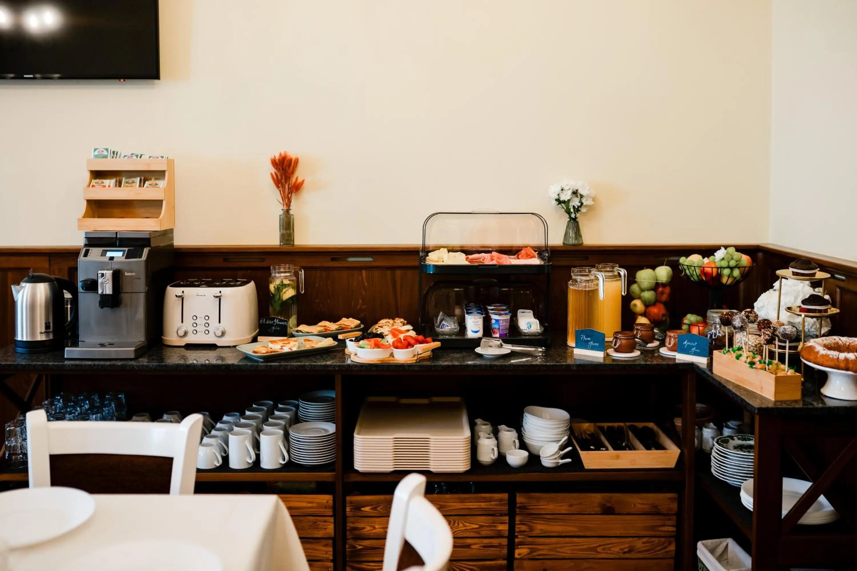 Food and drinks in Rosen Villa Sibiu