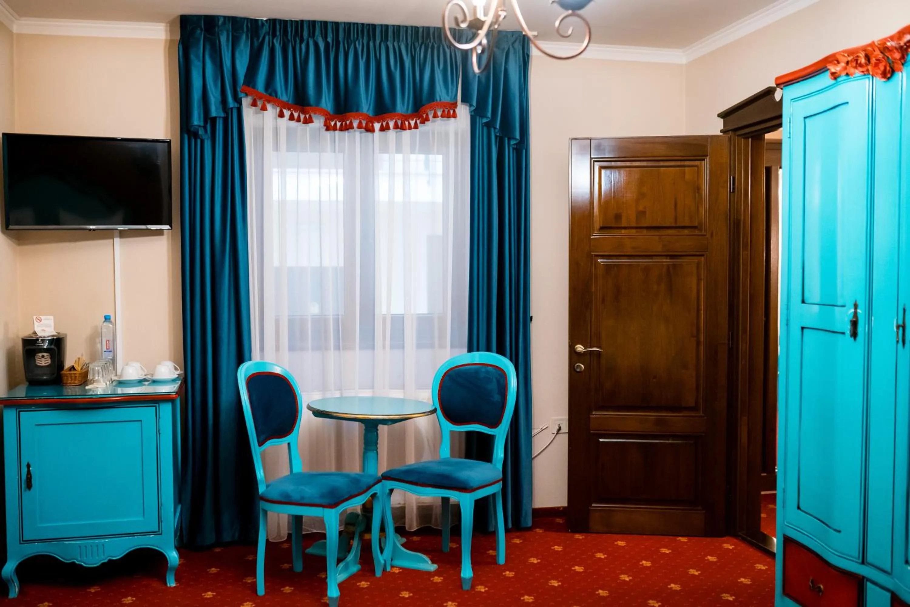 TV and multimedia in Rosen Villa Sibiu