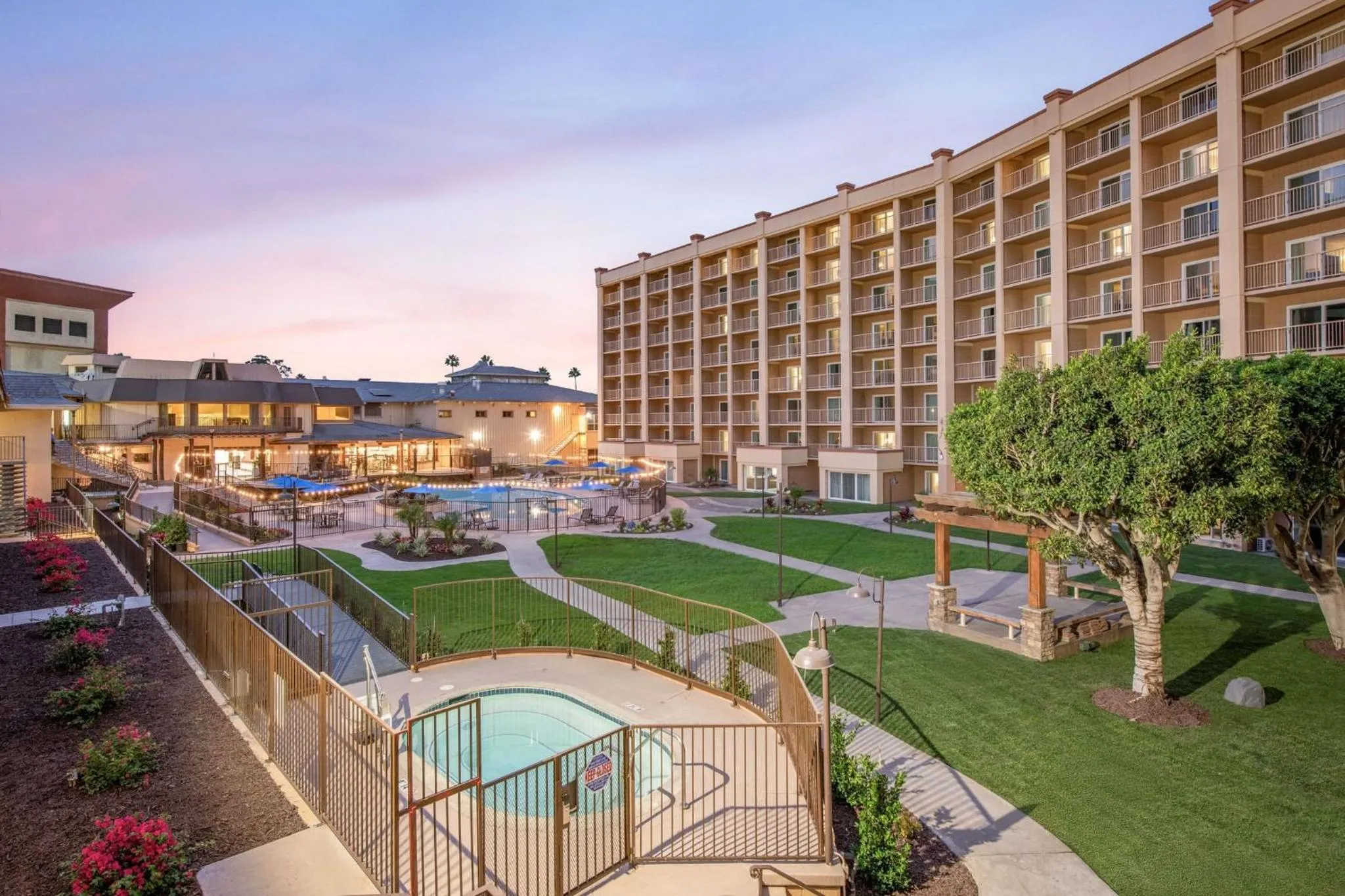 Swimming pool in Crowne Plaza San Diego - Mission Valley by IHG