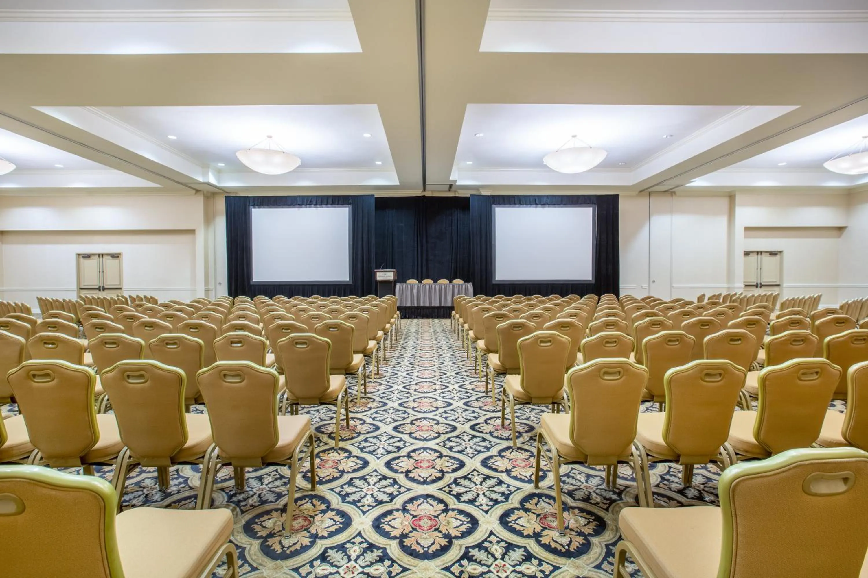 Banquet/Function facilities in Crowne Plaza San Diego - Mission Valley by IHG