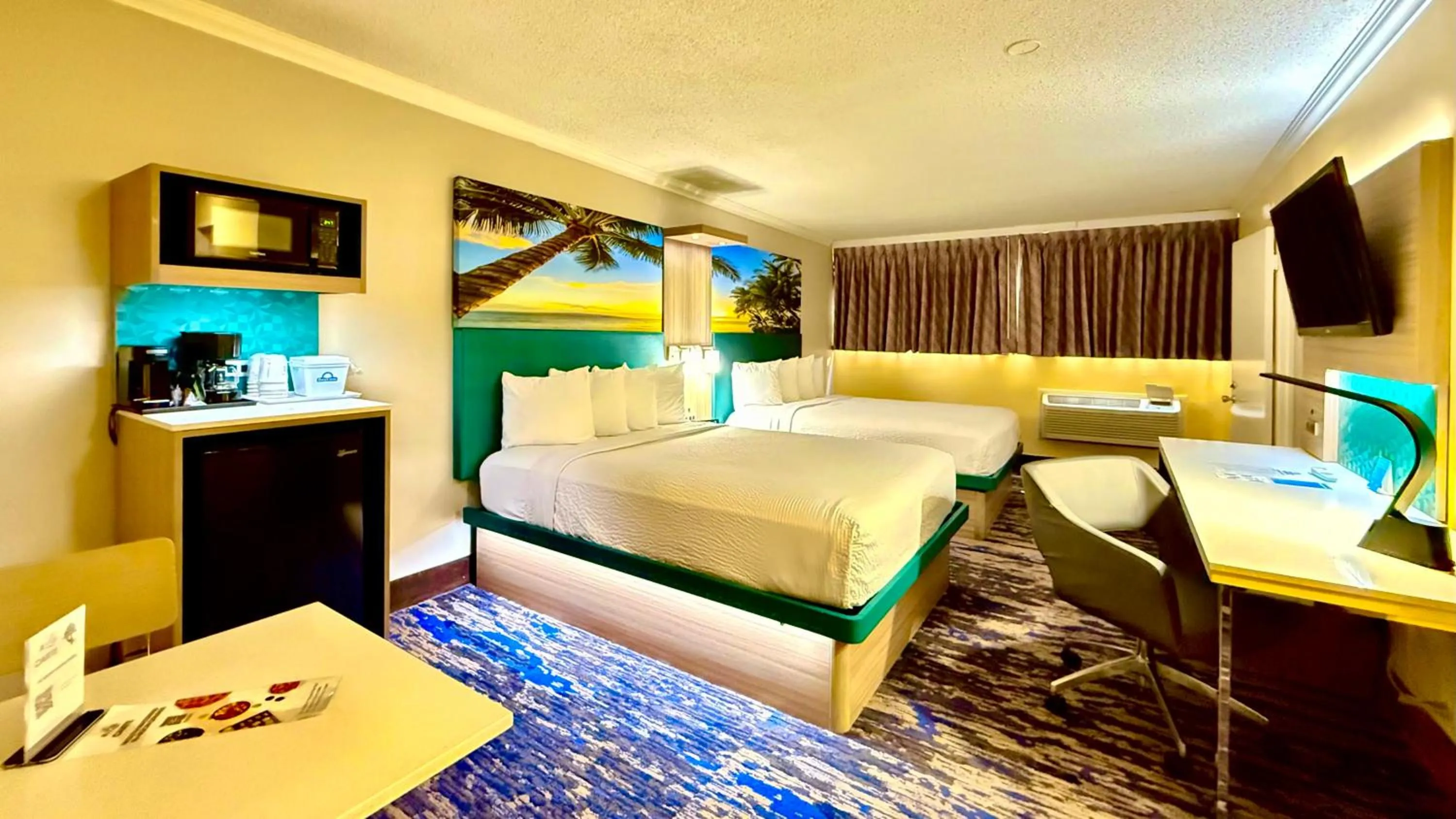 Bed in Days Inn by Wyndham Los Angeles Stadium Area LAX