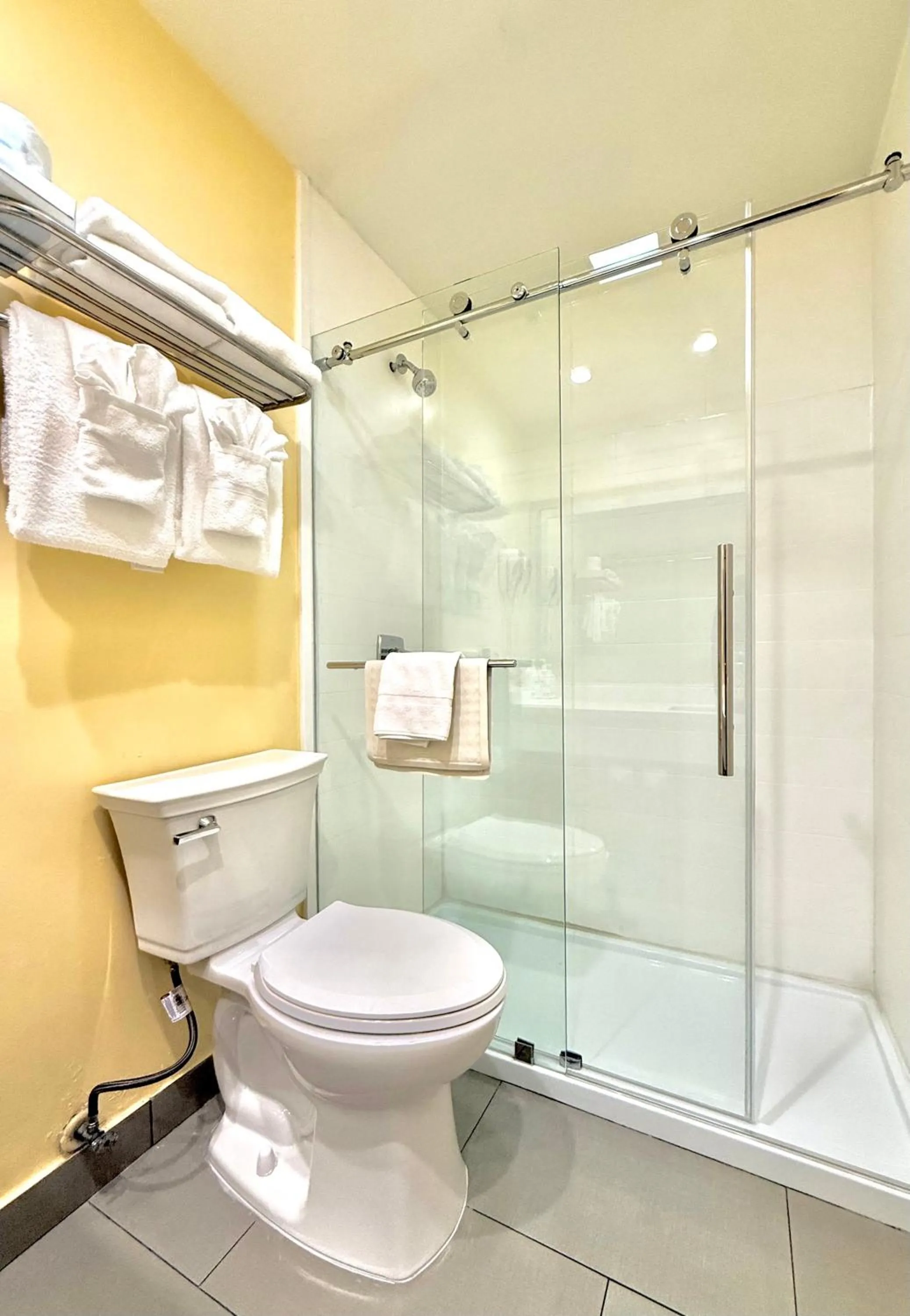 Days Inn by Wyndham Los Angeles Stadium Area LAX